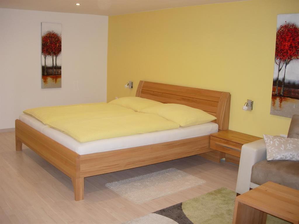Two-Bedroom Apartment With Shower  photo 1