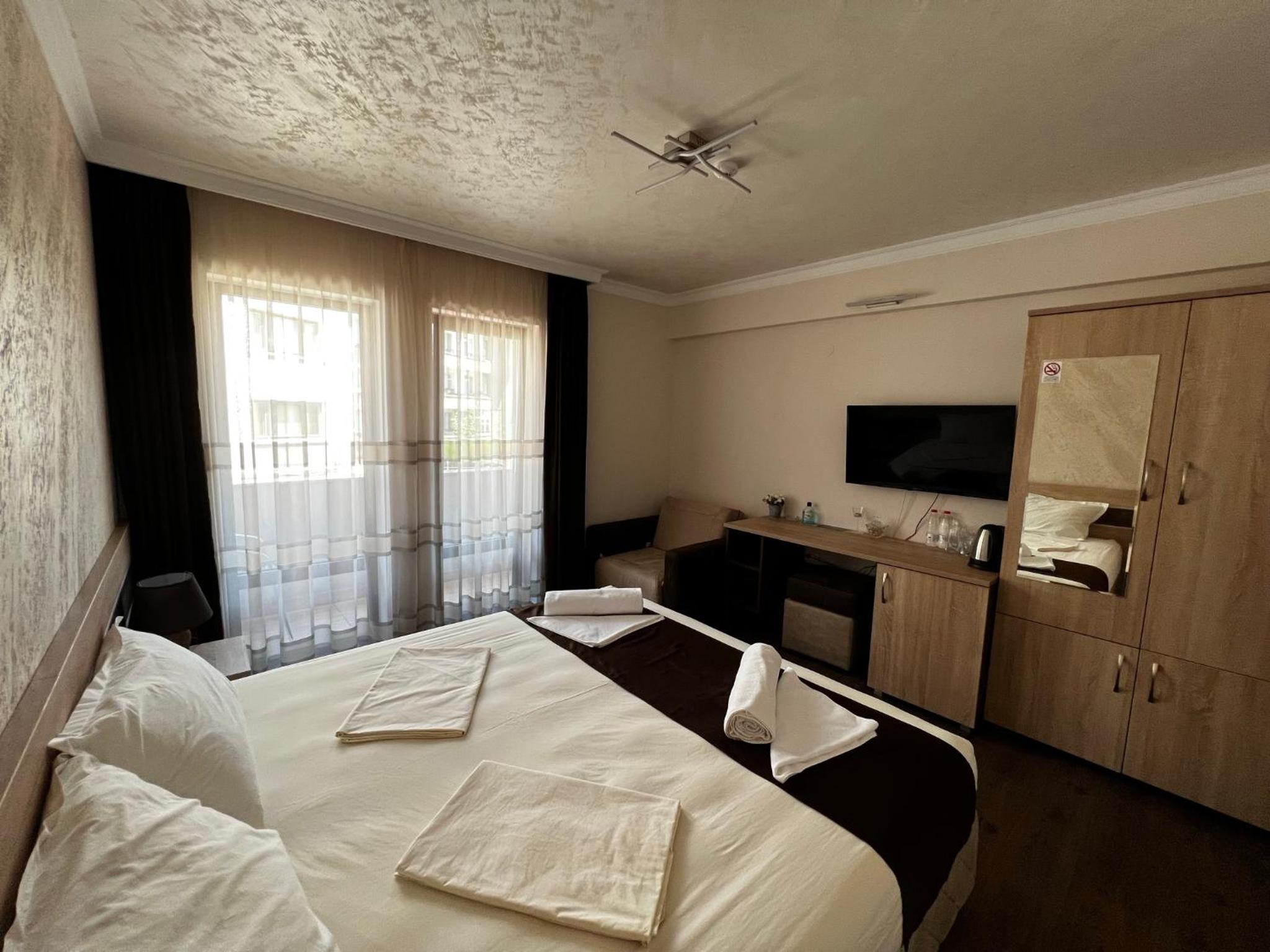 Triple Room with Mountain View - Photo 3