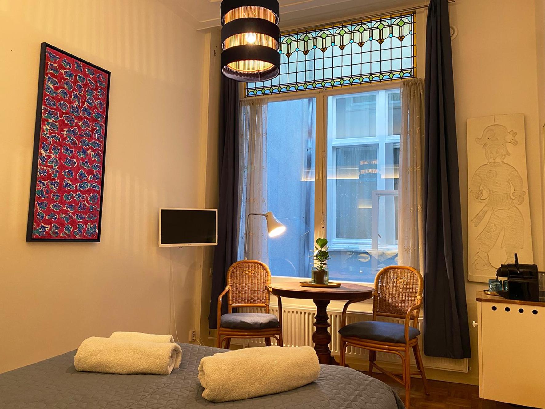 Double Room with Private Bathroom photo 3