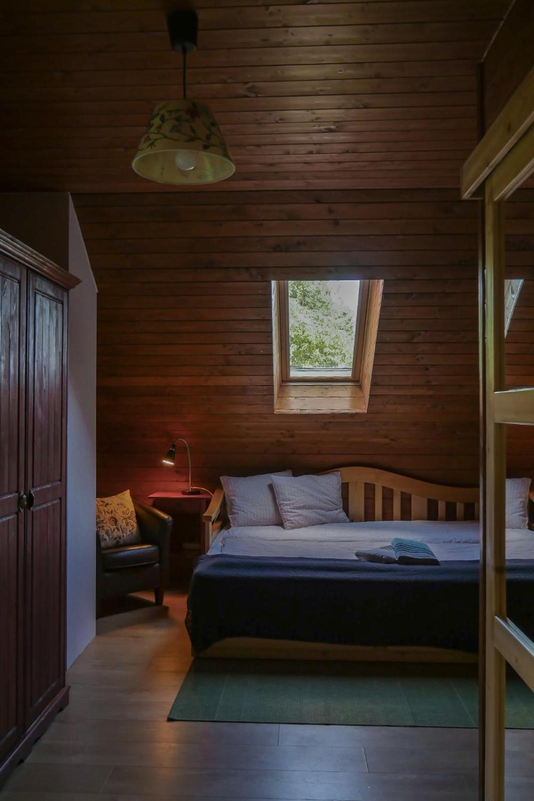 Quadruple Room with Mountain View - Photo 3