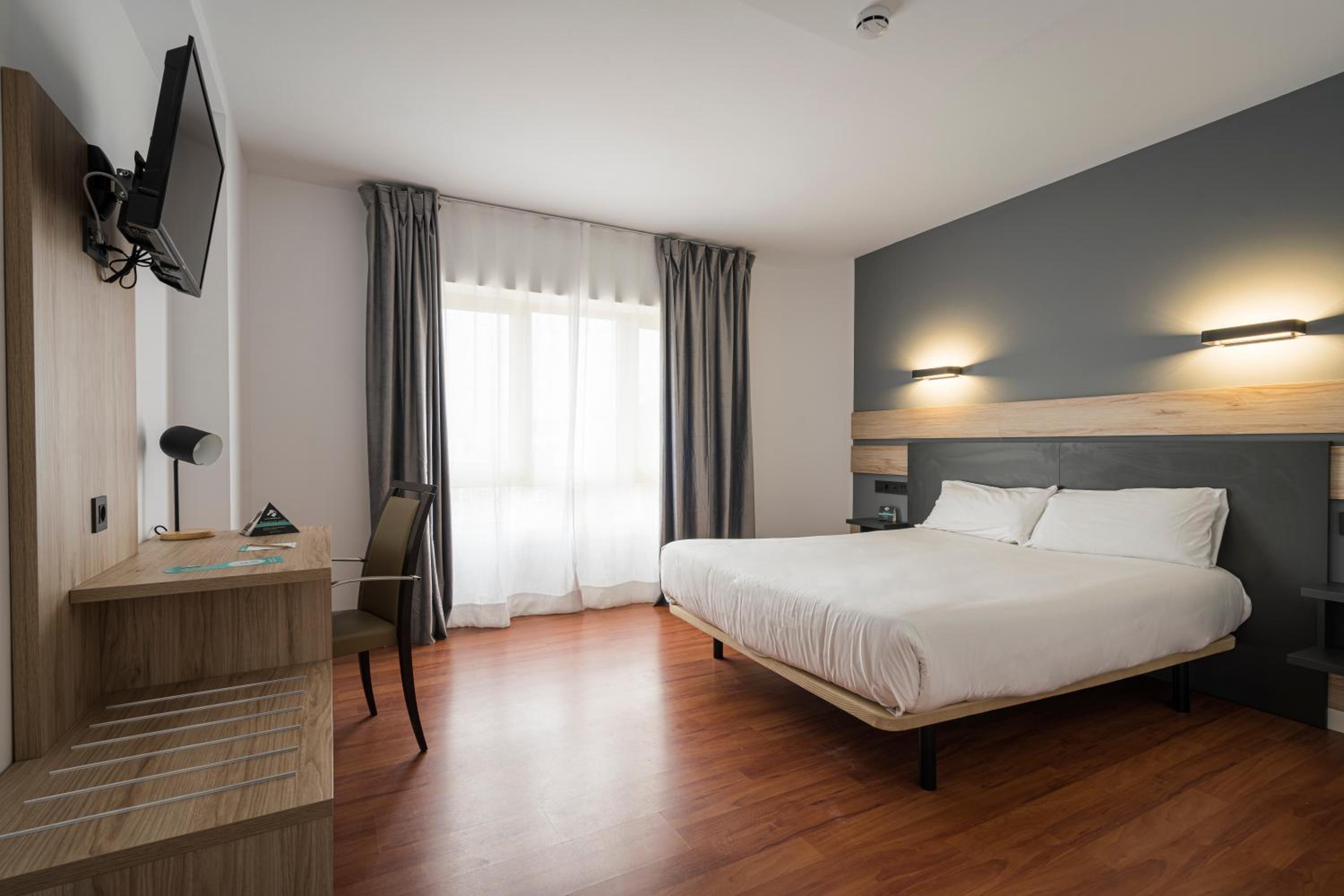 Habitación Doble Estándar o con Dos Camas Individuales.