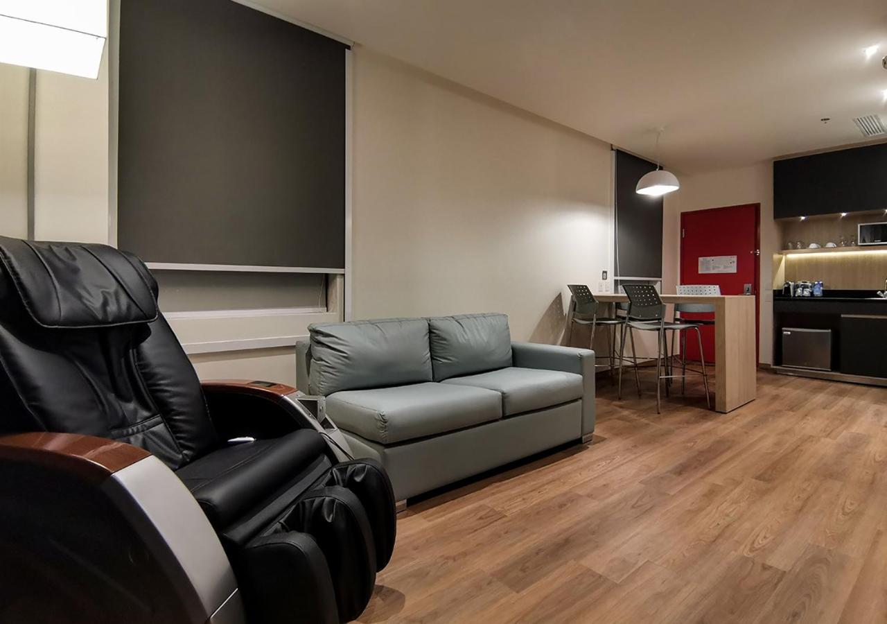 Relax King Suite -  Non-Smoking - Photo 7