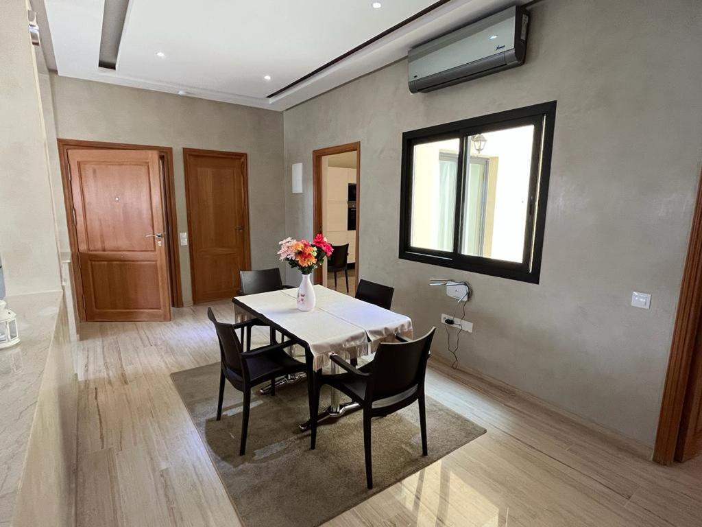 Two-Bedroom Apartment - Photo 2
