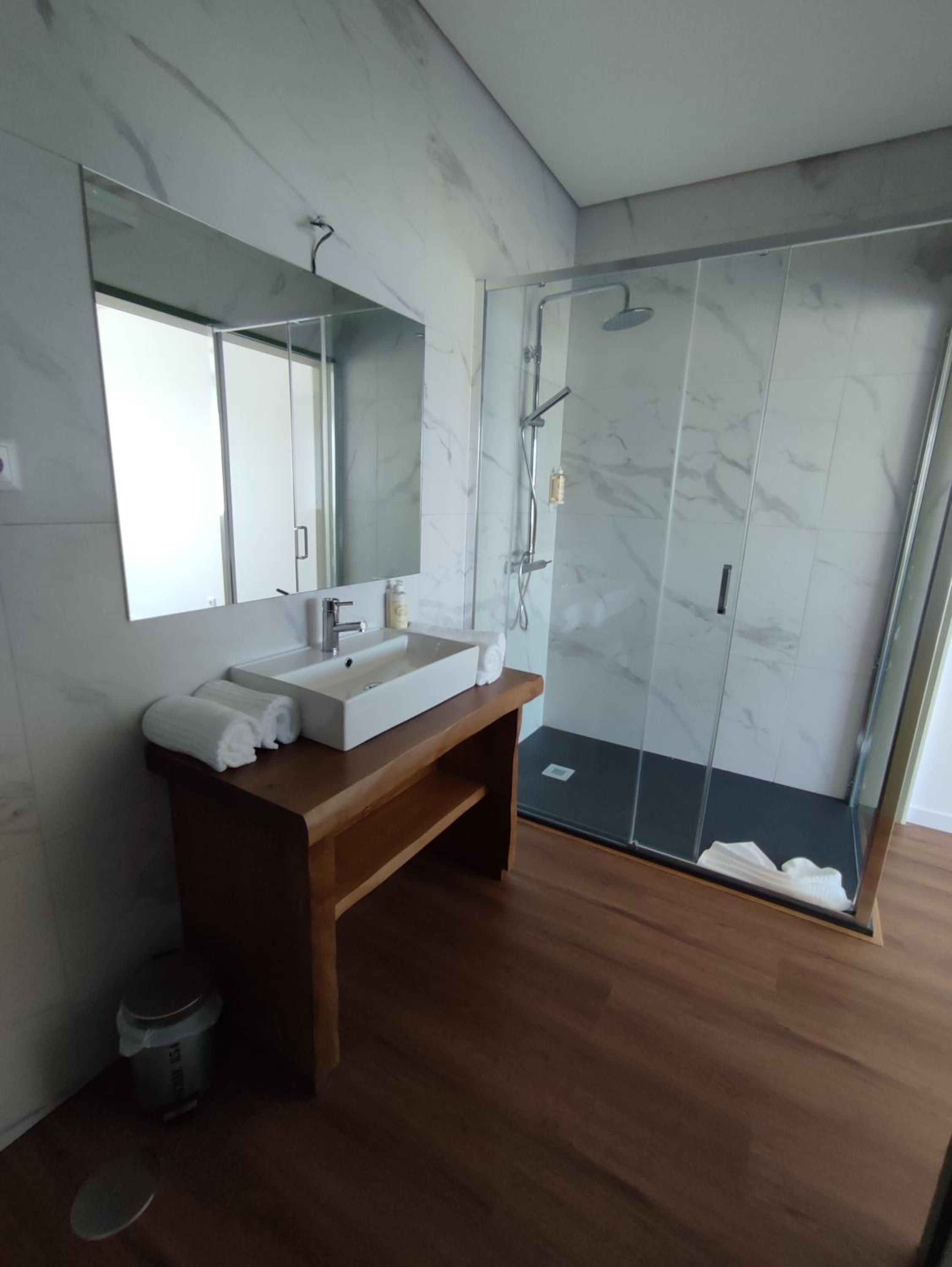 King Suite with Balcony photo 2