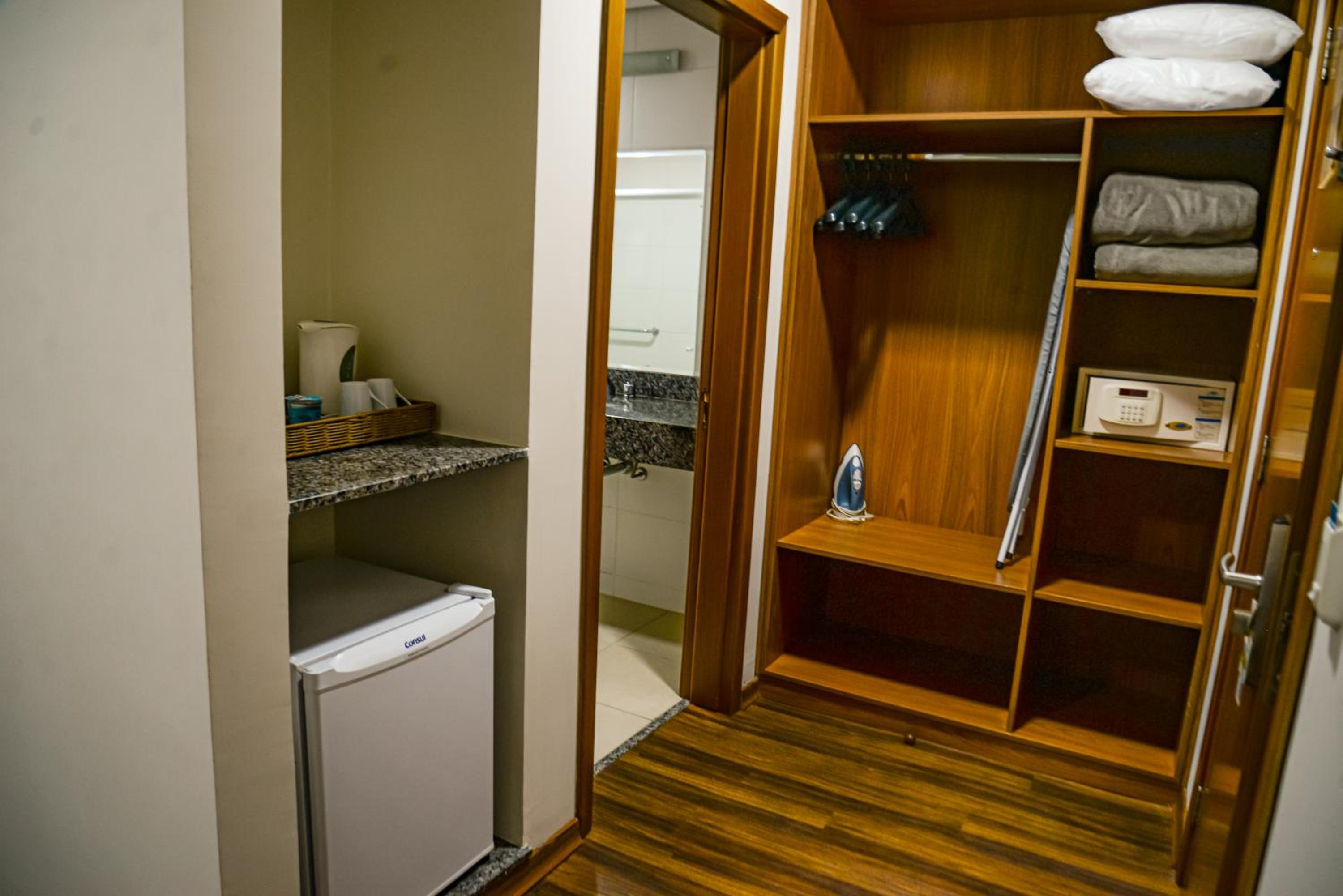 Deluxe Twin Room photo 3