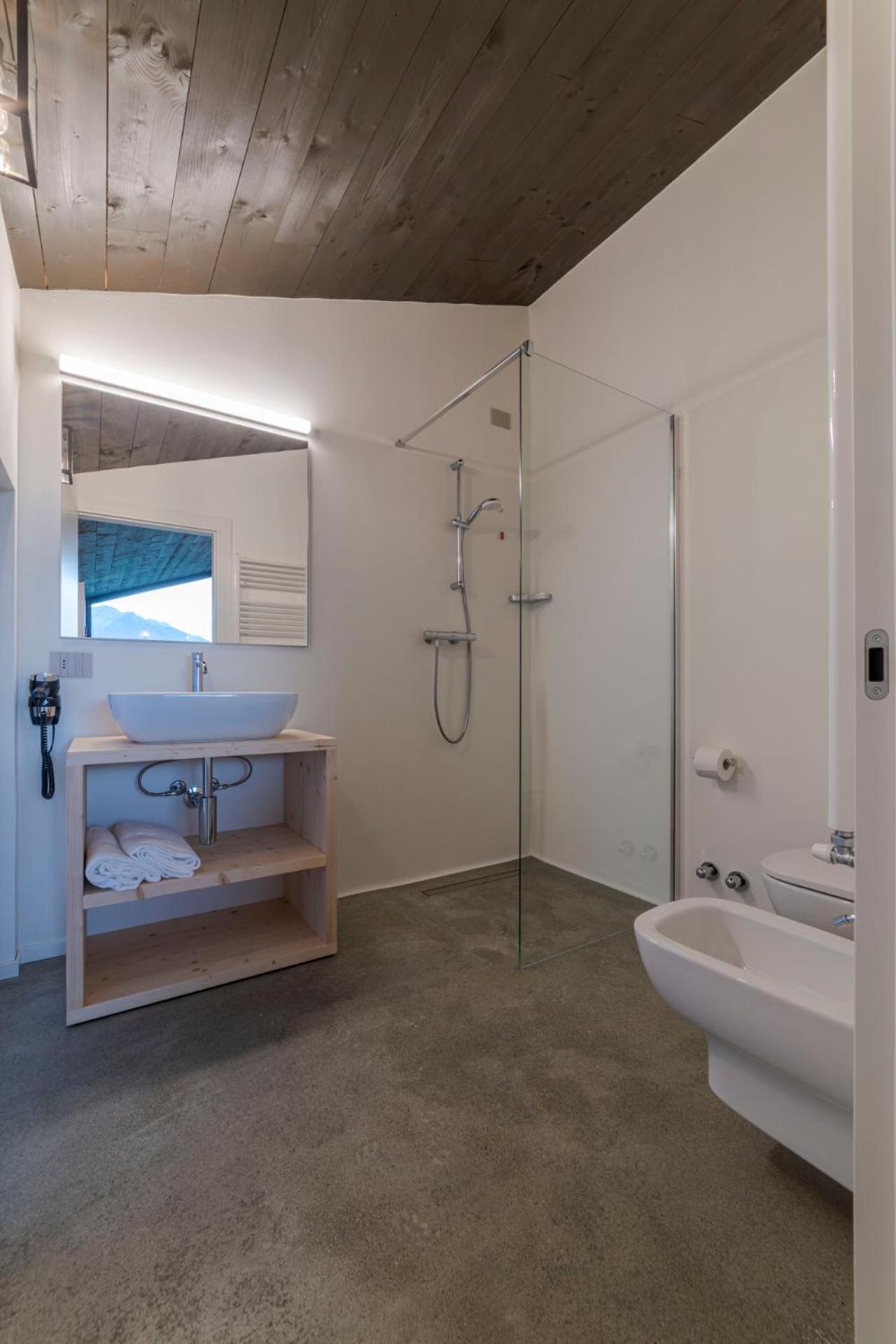Deluxe Double Room with Mountain View photo 3