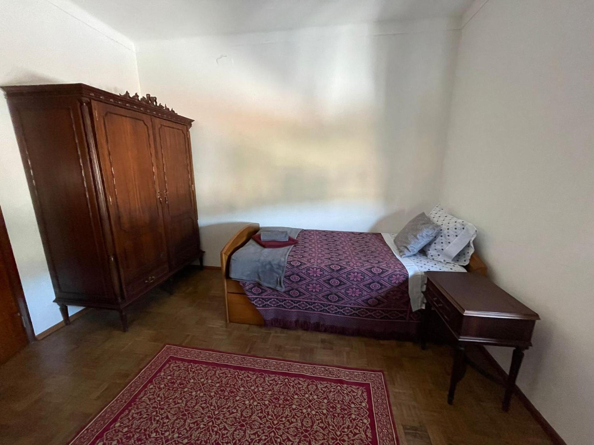 Three-Bedroom Apartment - Photo 8