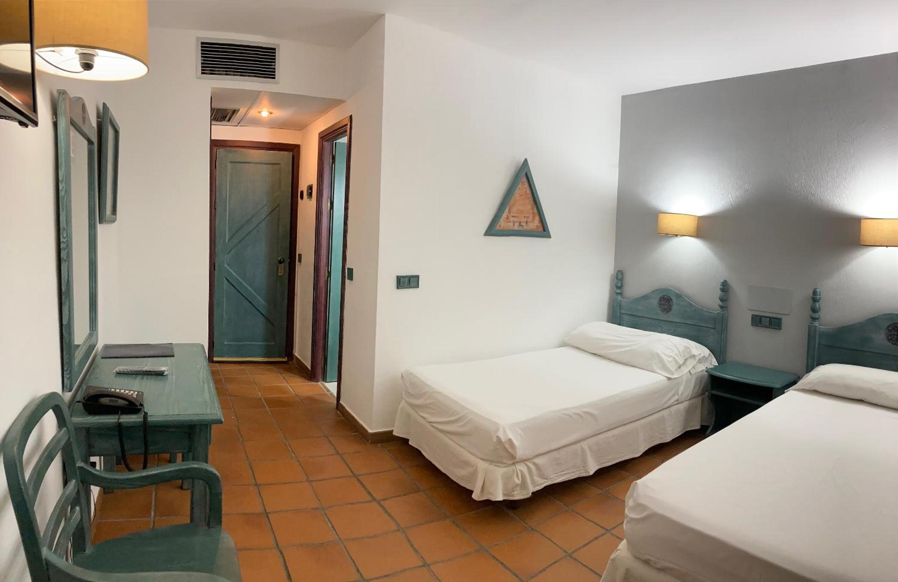 Twin Room photo 2
