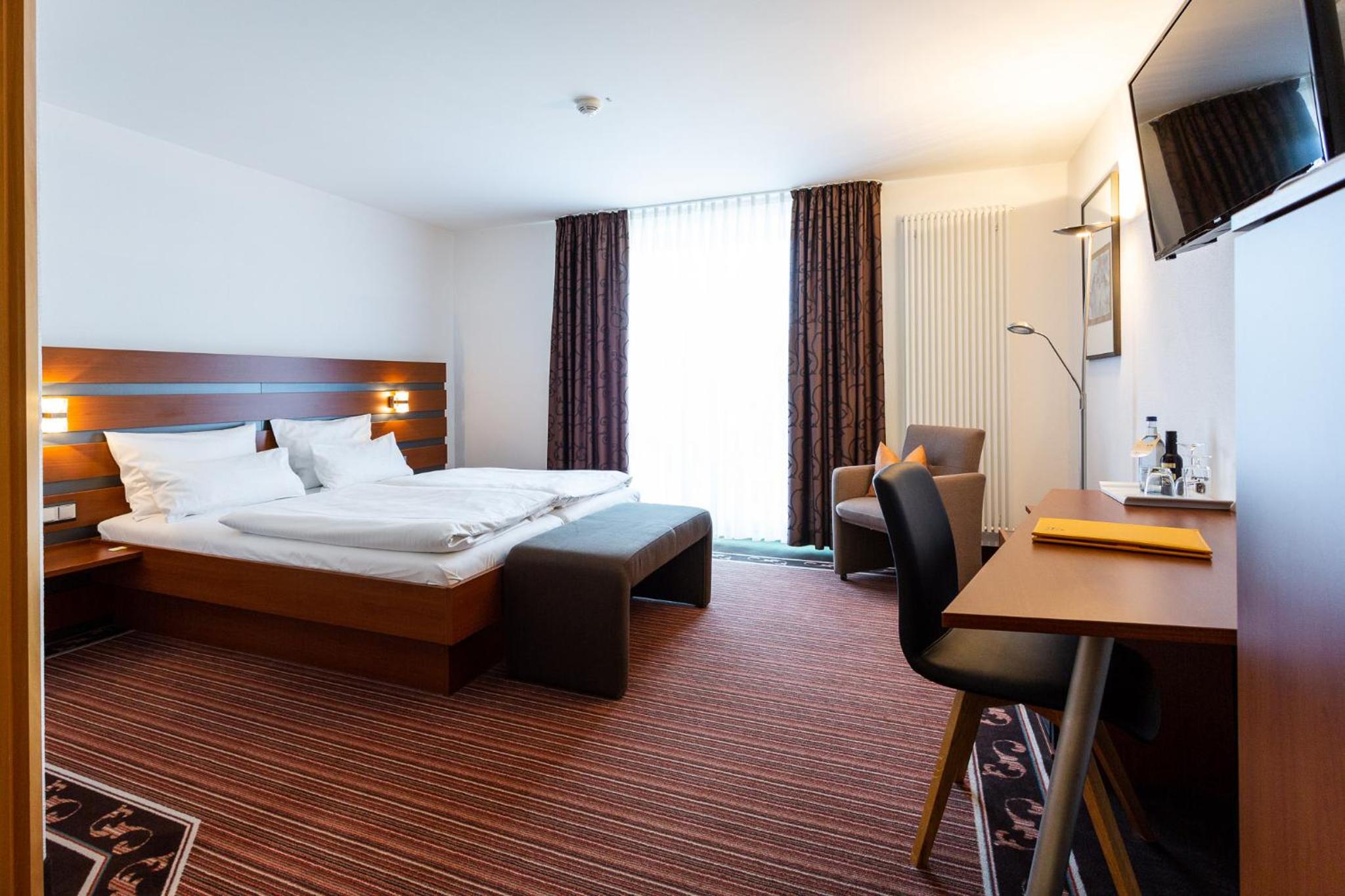 Deluxe Double Room - Photo 1