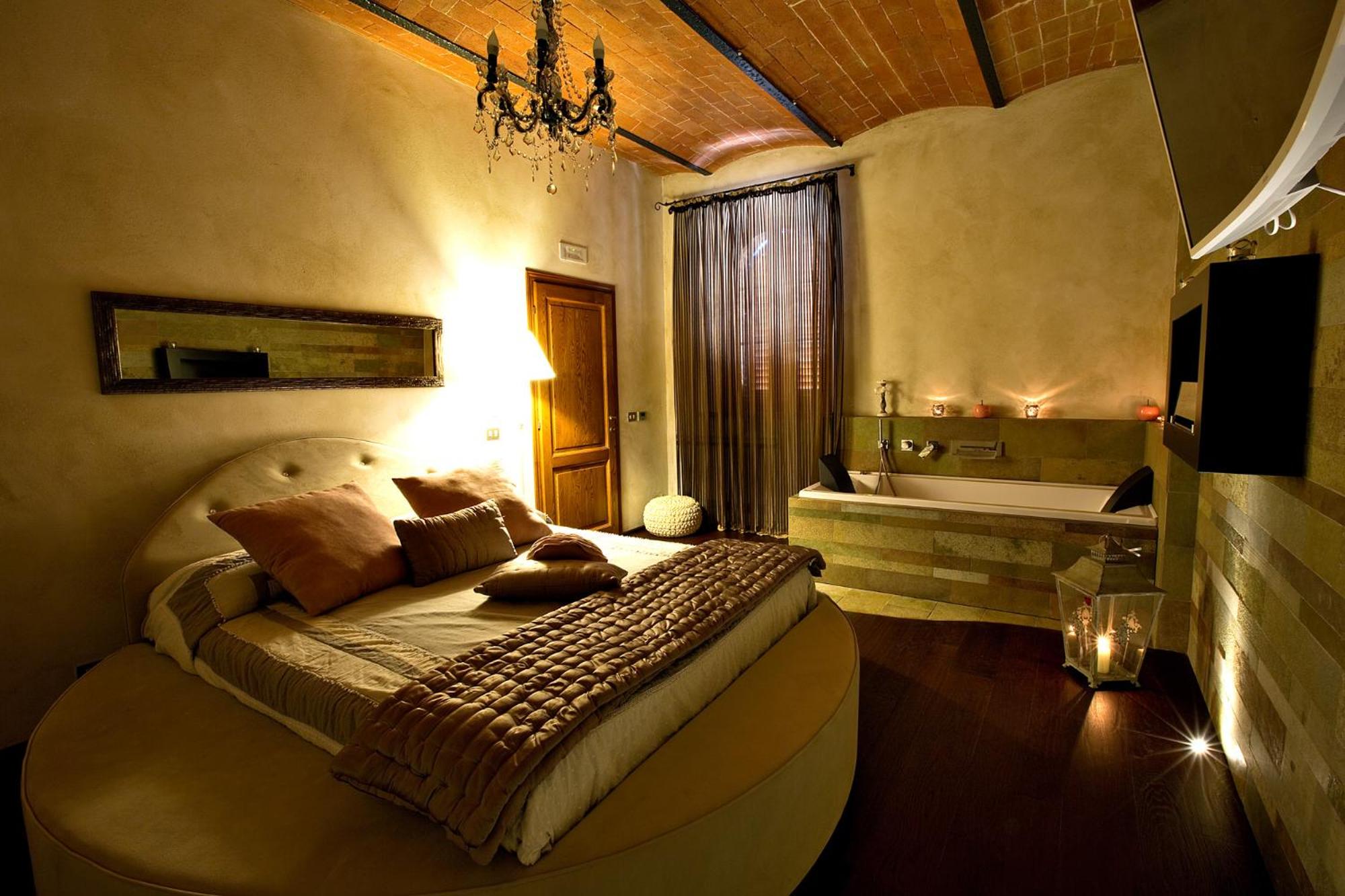 King Room with Spa Bath photo 1