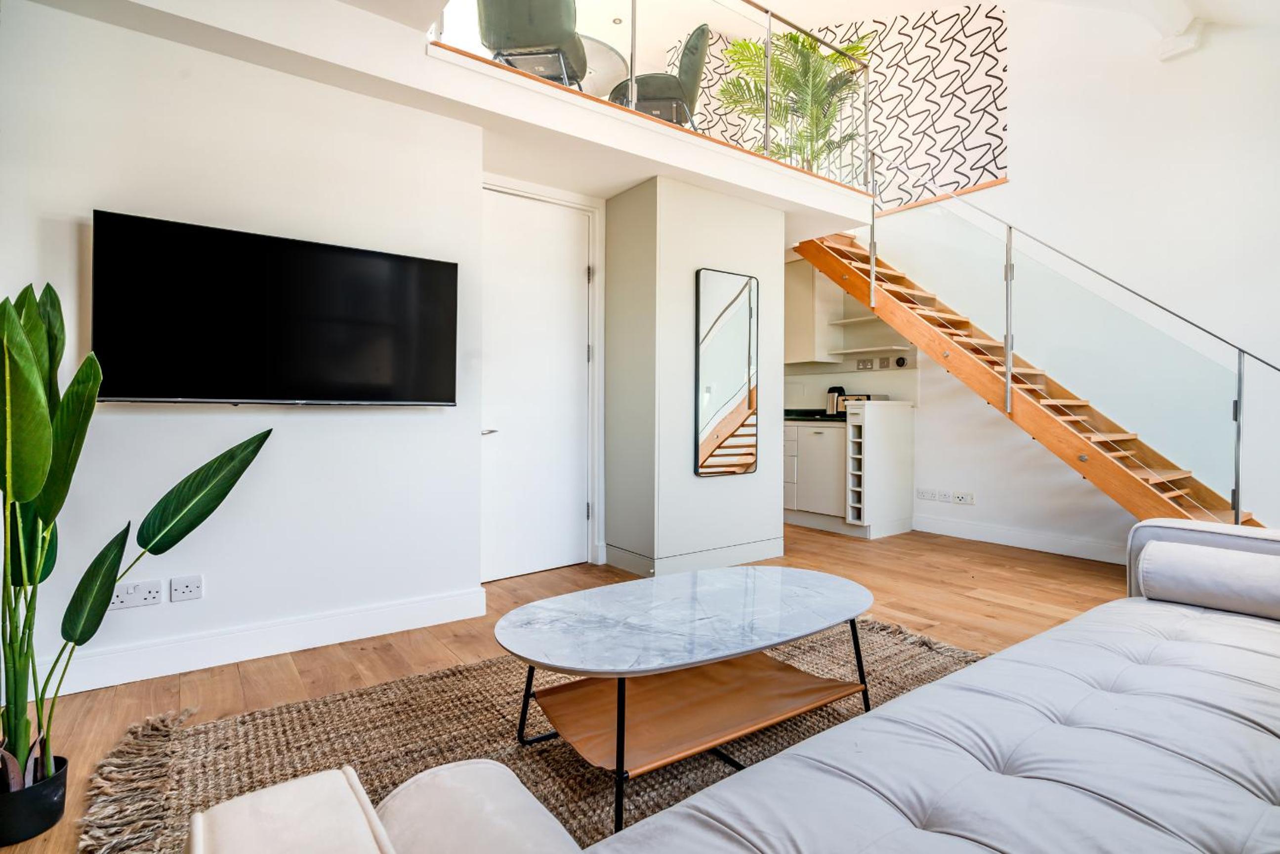 Penthouse Apartment photo 1