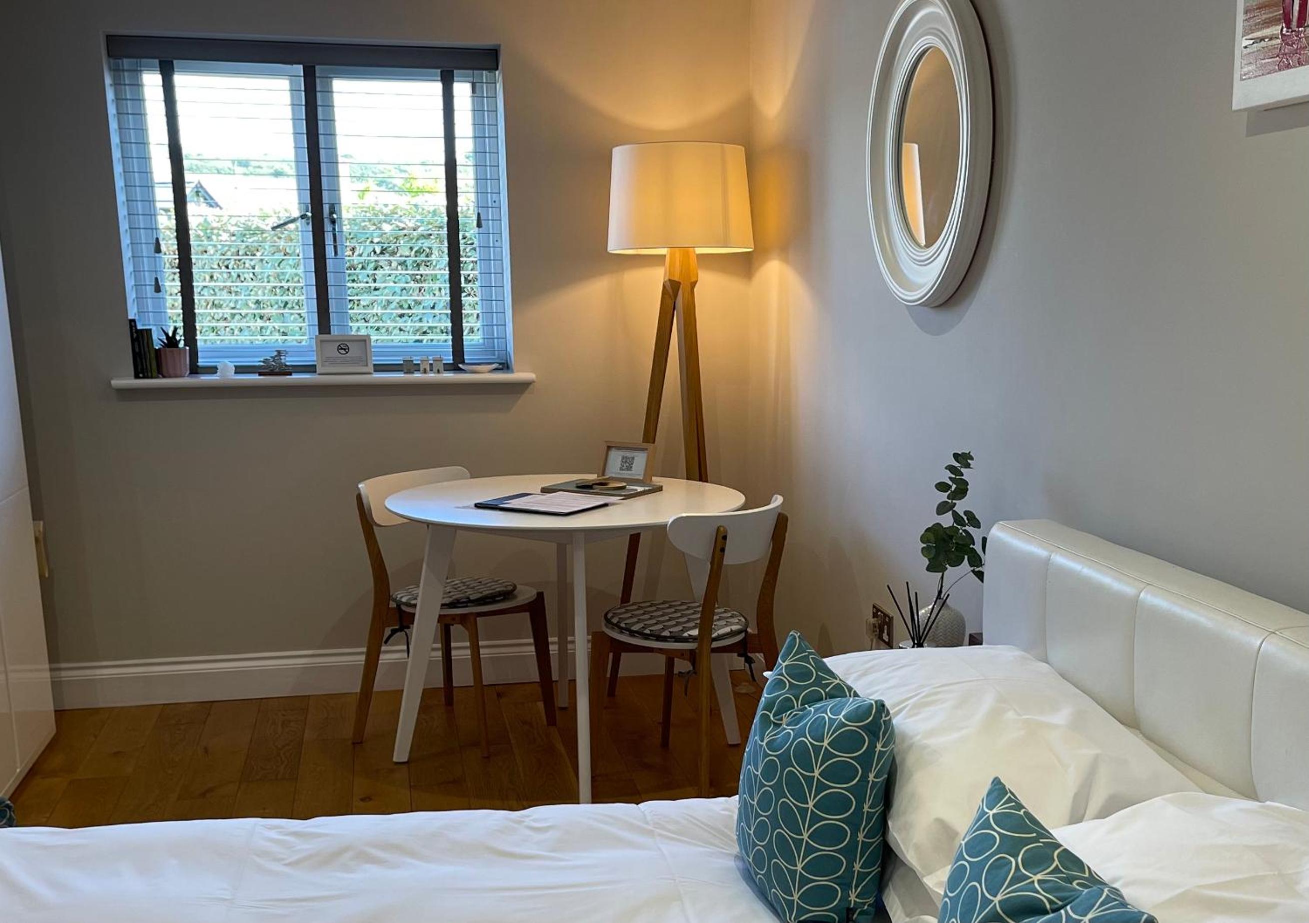 Deluxe King Room photo 2