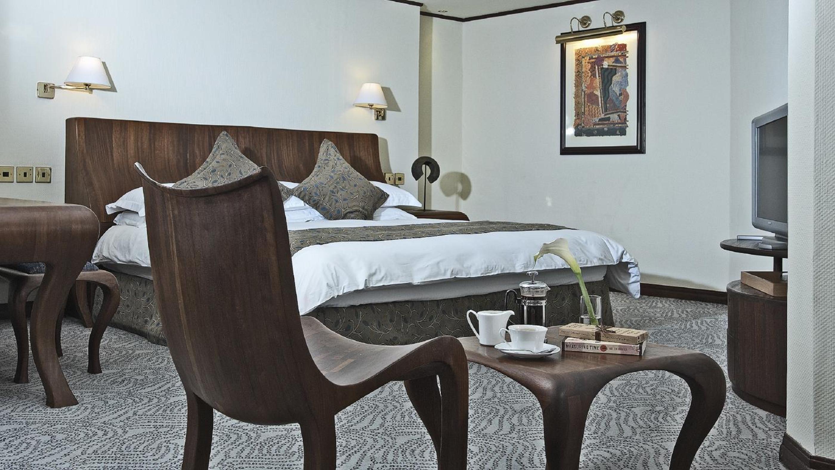 Junior Suite with Balcony photo 3