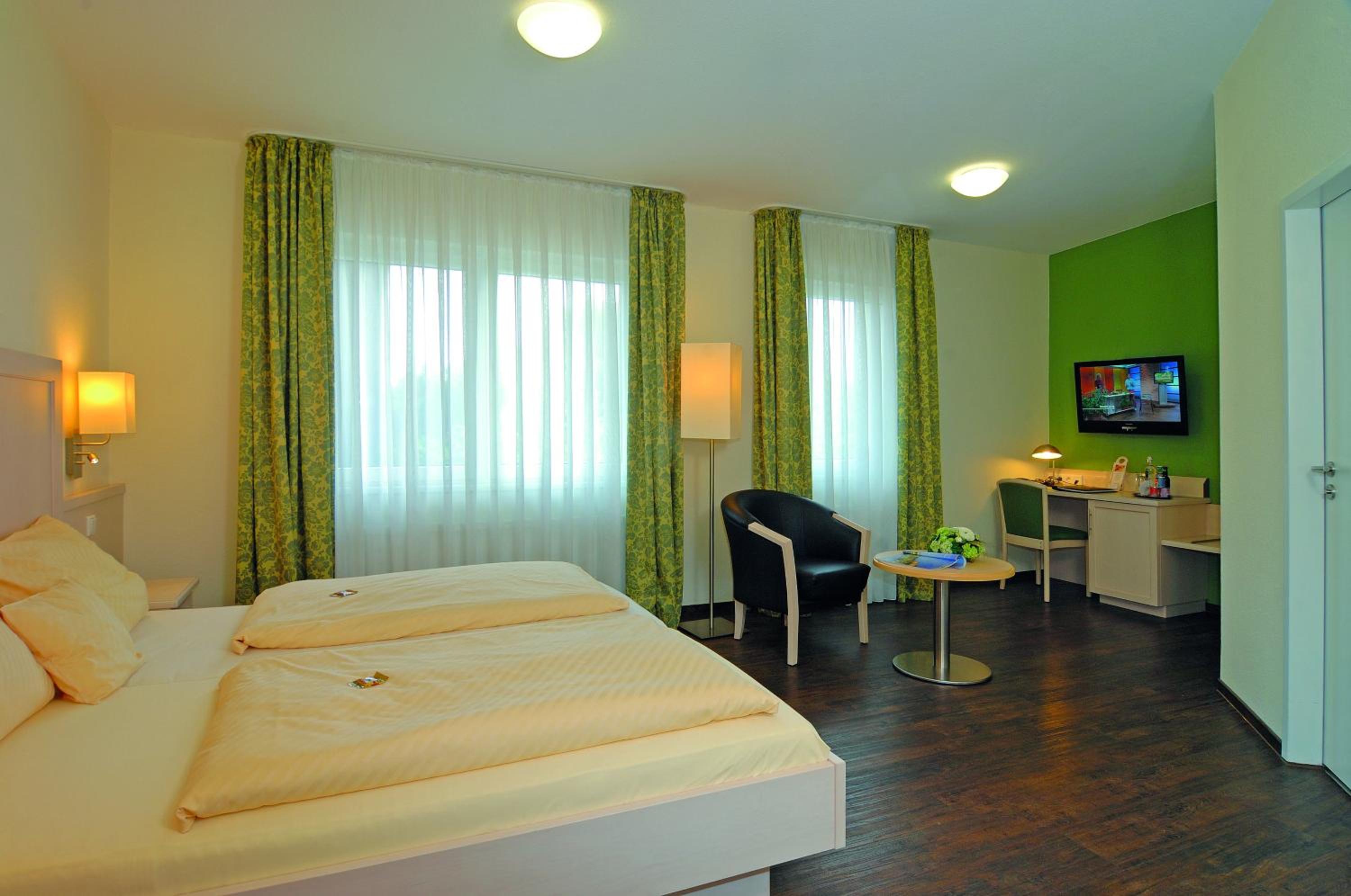 Double Room - Photo 2