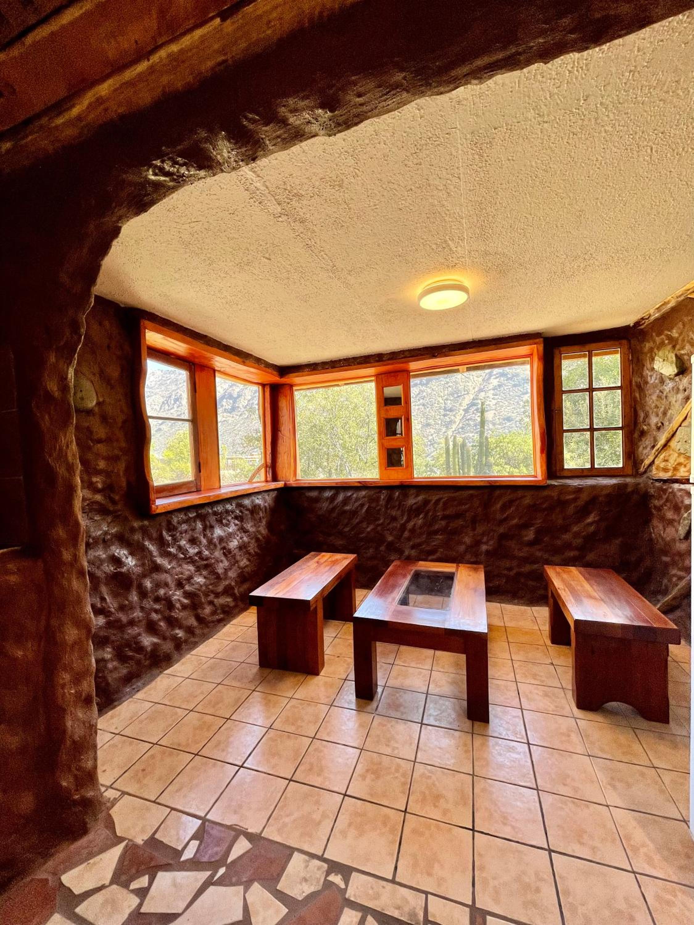 One-Bedroom House photo 2