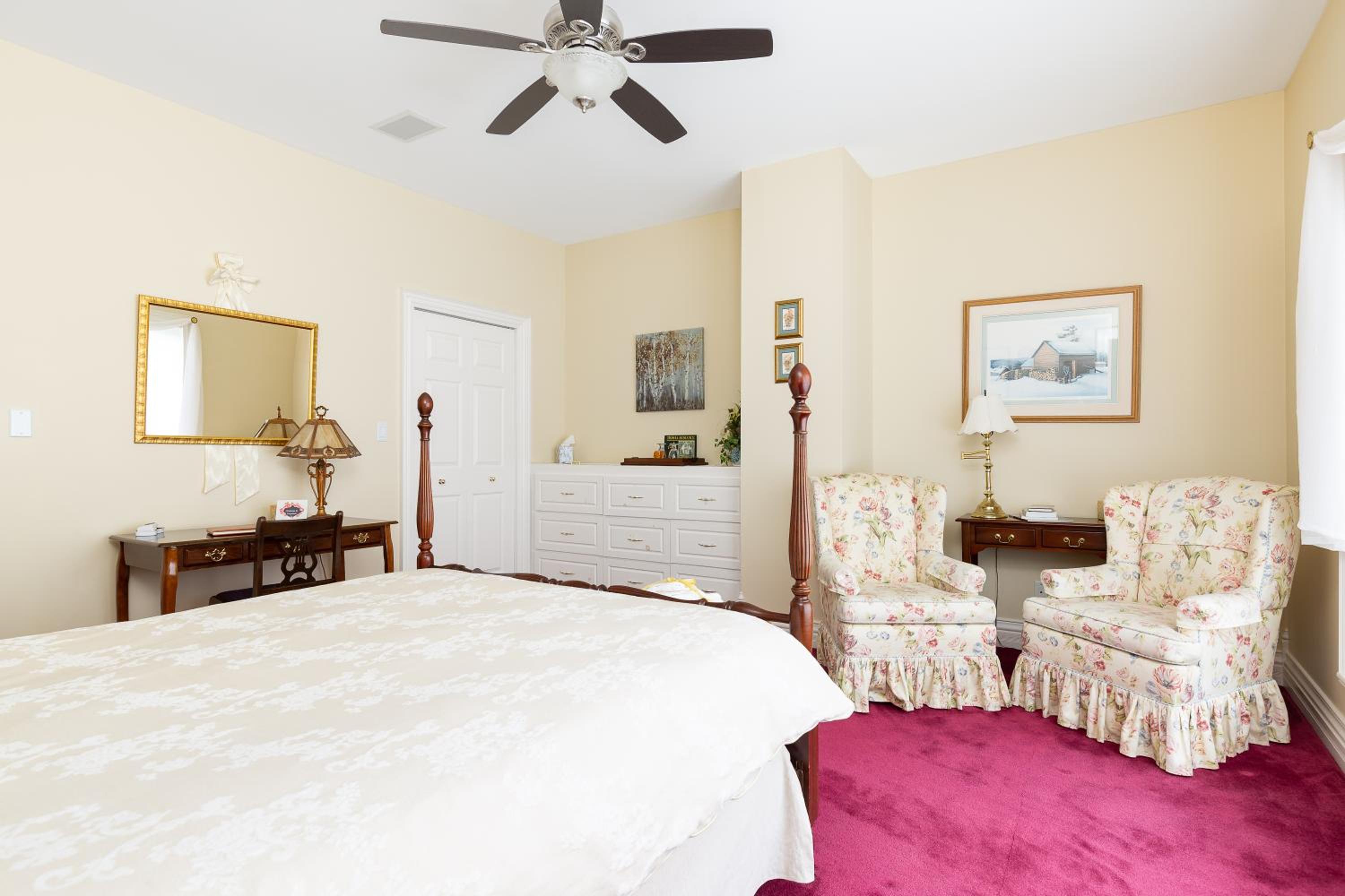 Queen Room with Garden View photo 3