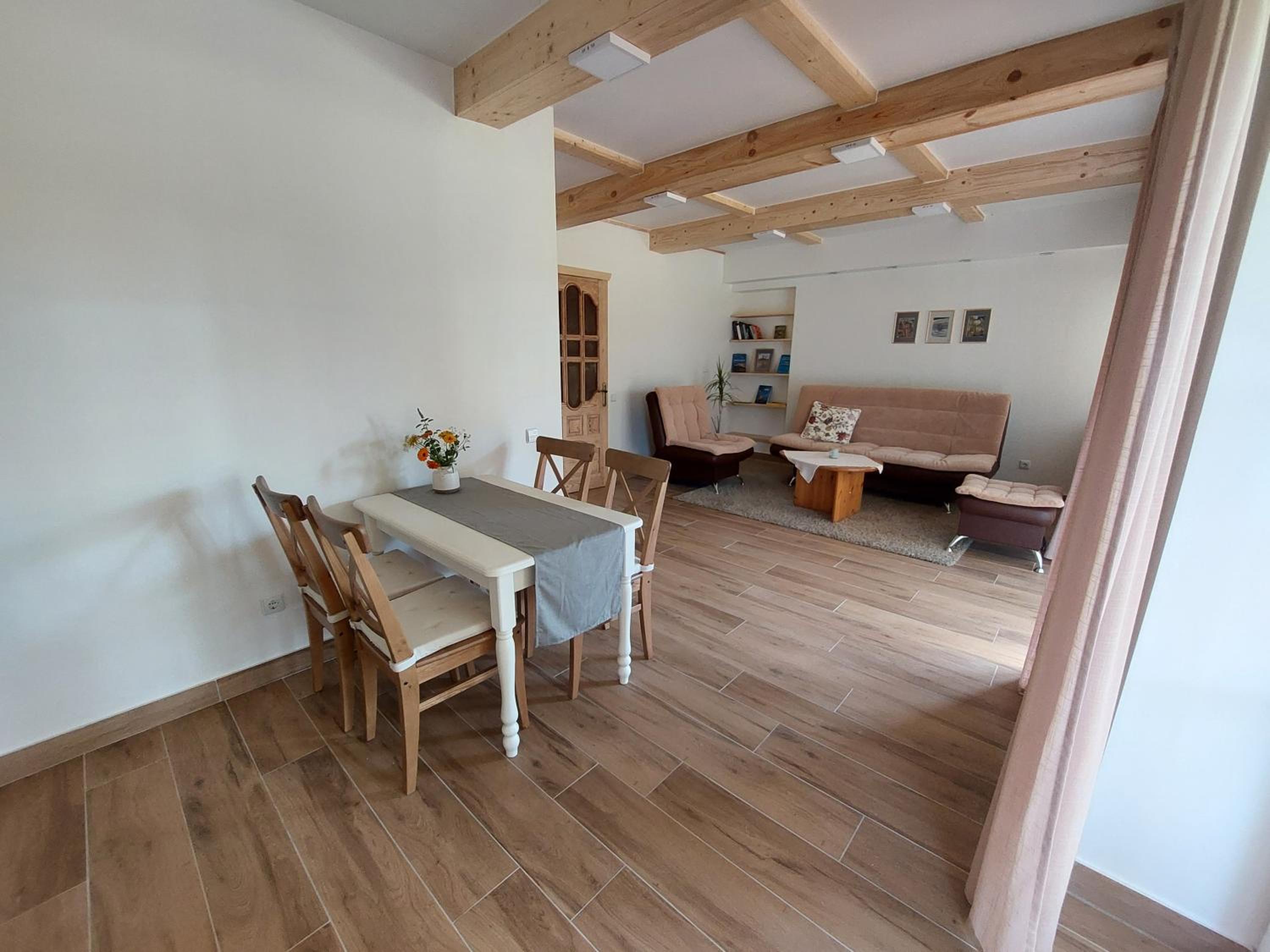 Family Room with Garden View photo 1