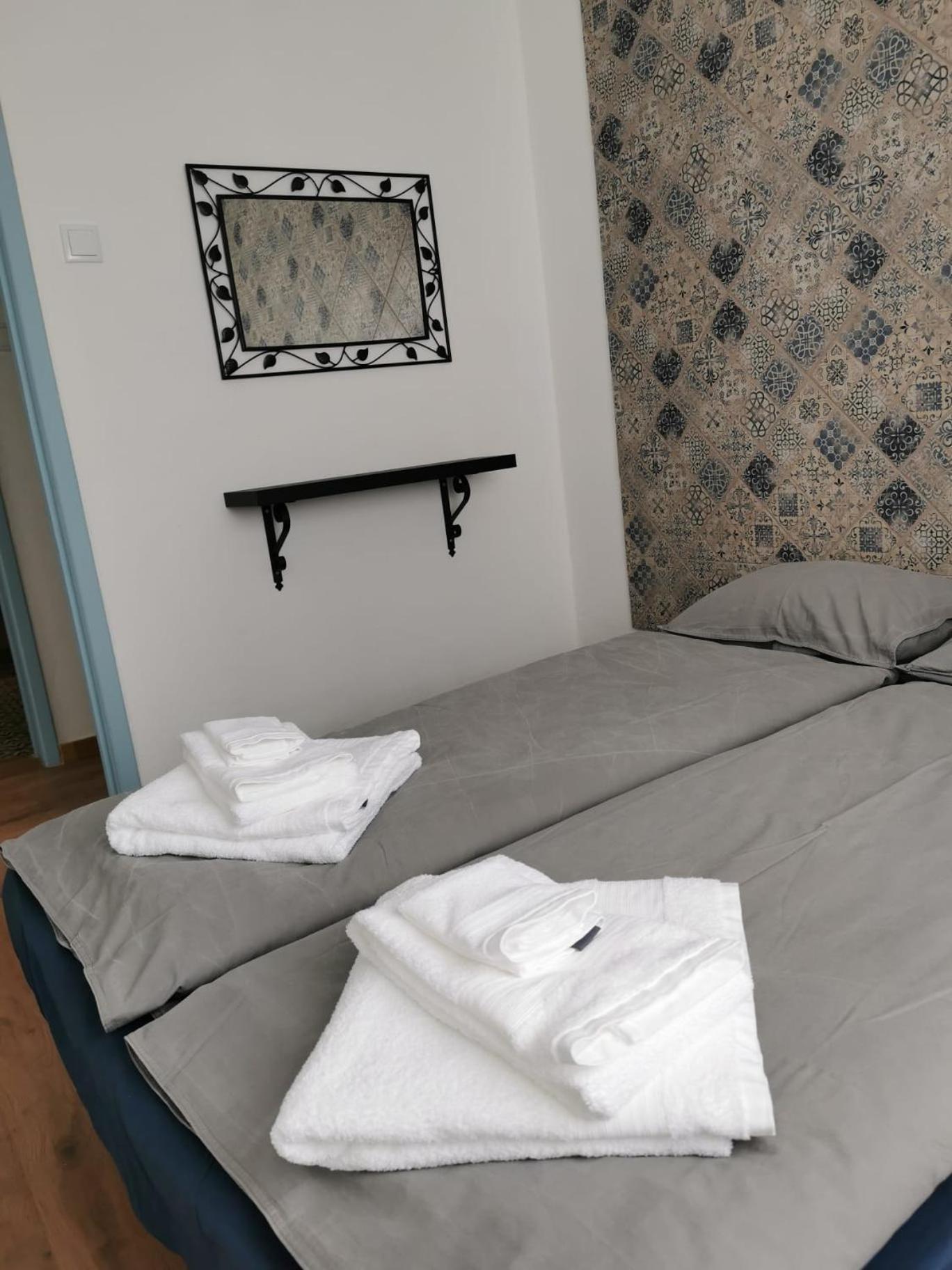Two-Bedroom House photo 2