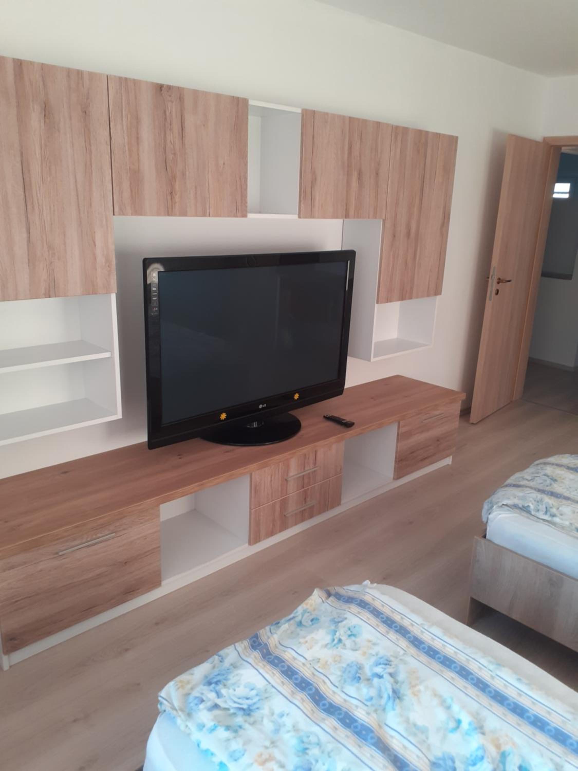 Two-Bedroom Apartment - Photo 2