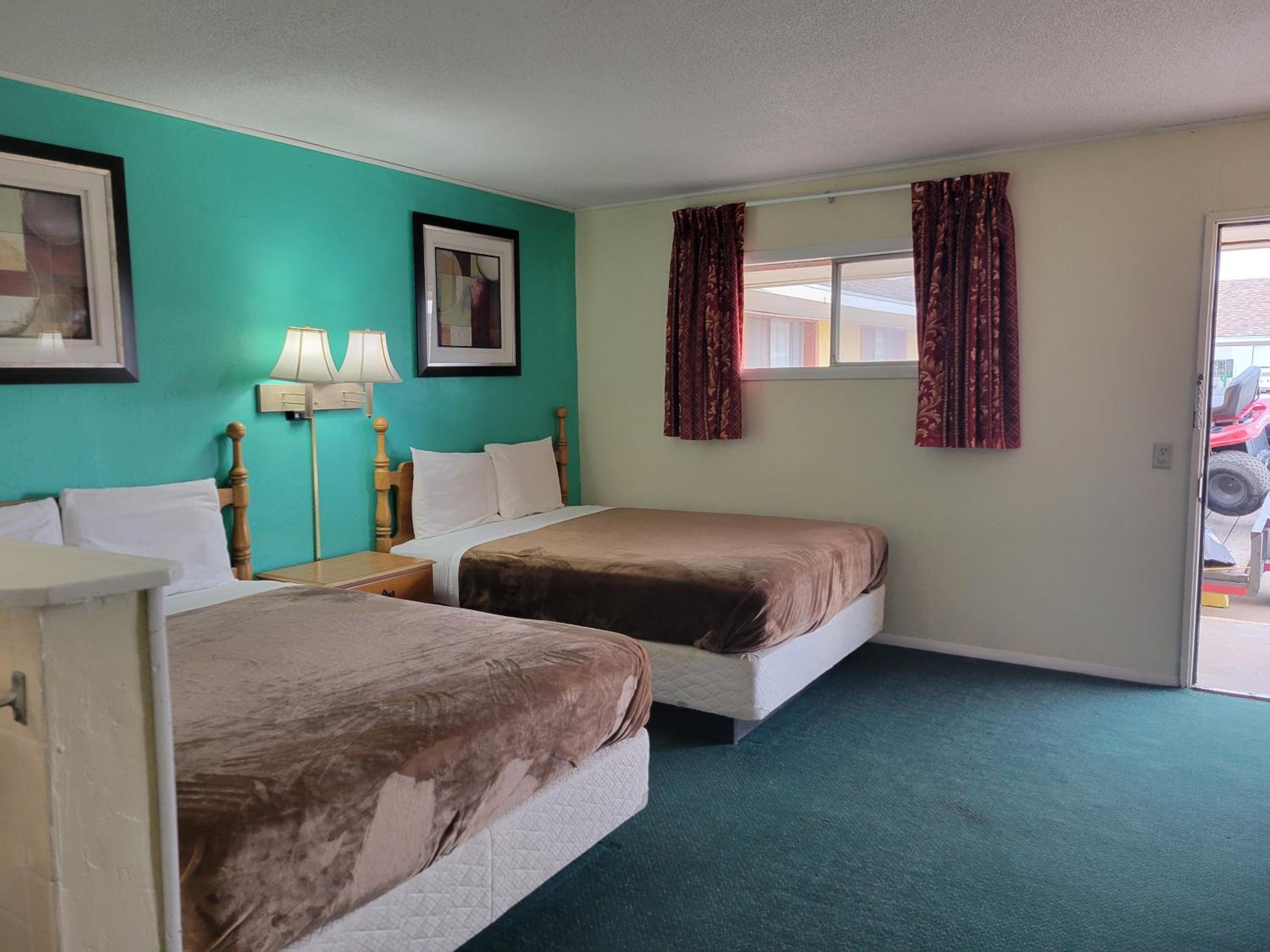 Queen Room with Two Queen Beds