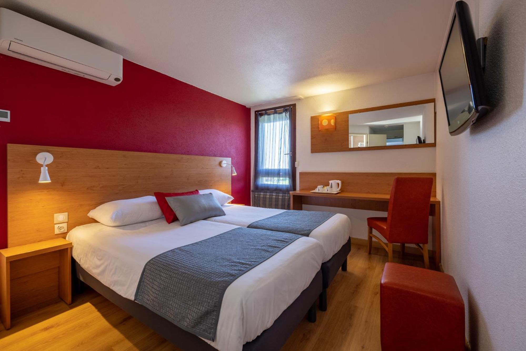 Comfort Twin Room