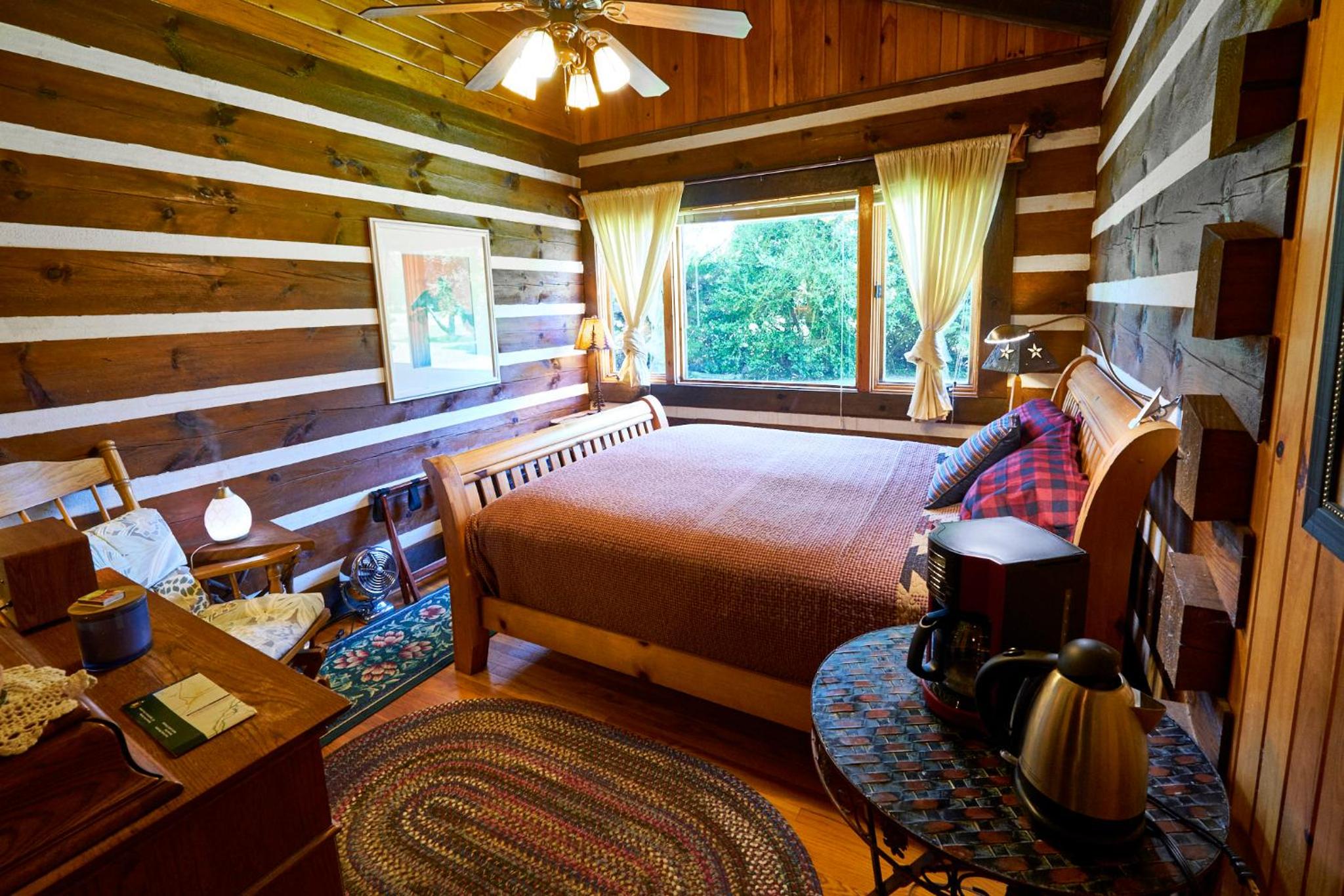 Queen Room