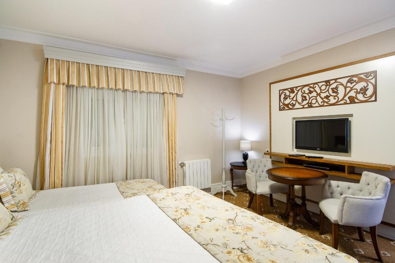 Deluxe Triple Room photo 2