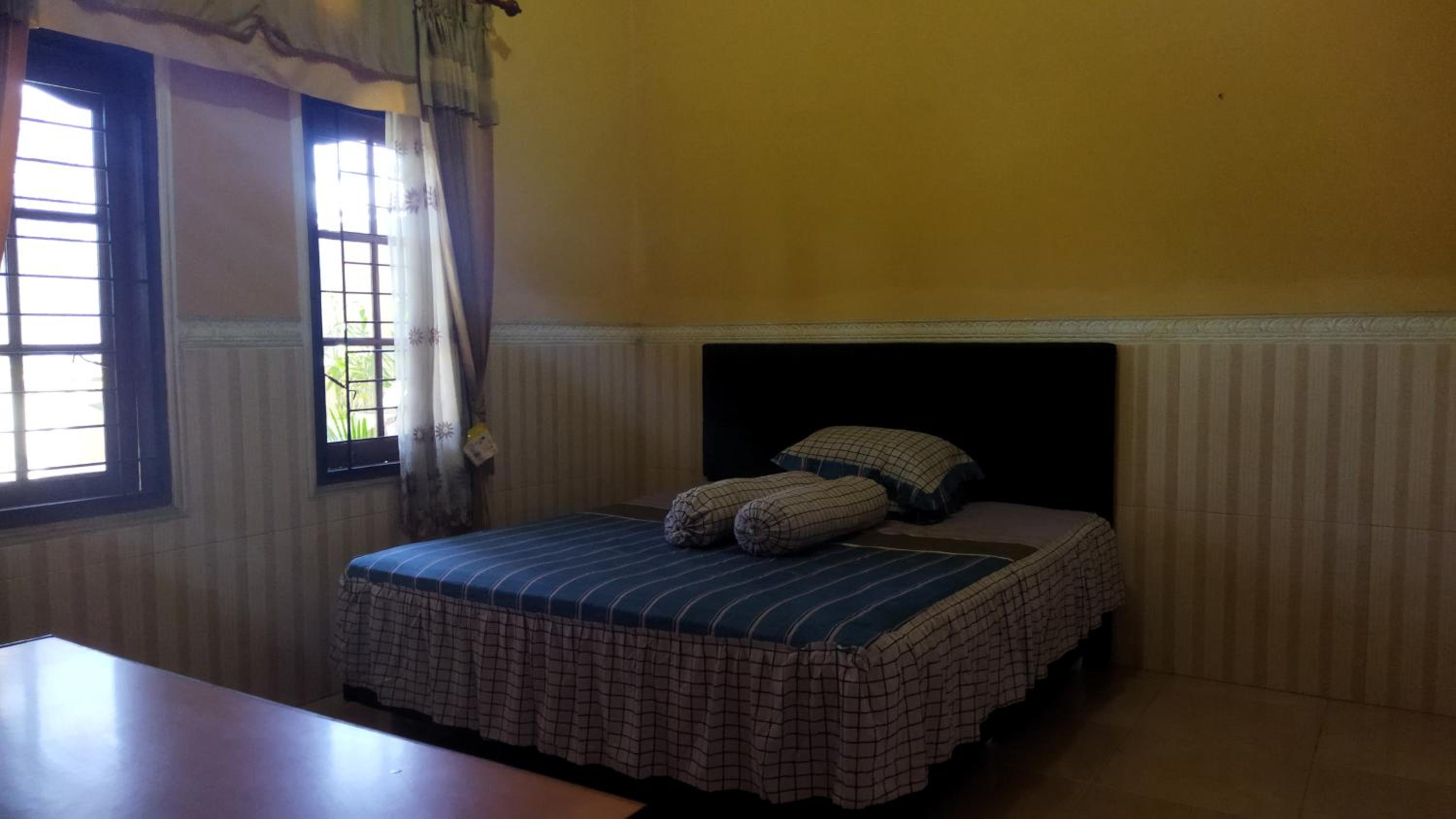 Standard Double Room With Fan - Photo 3