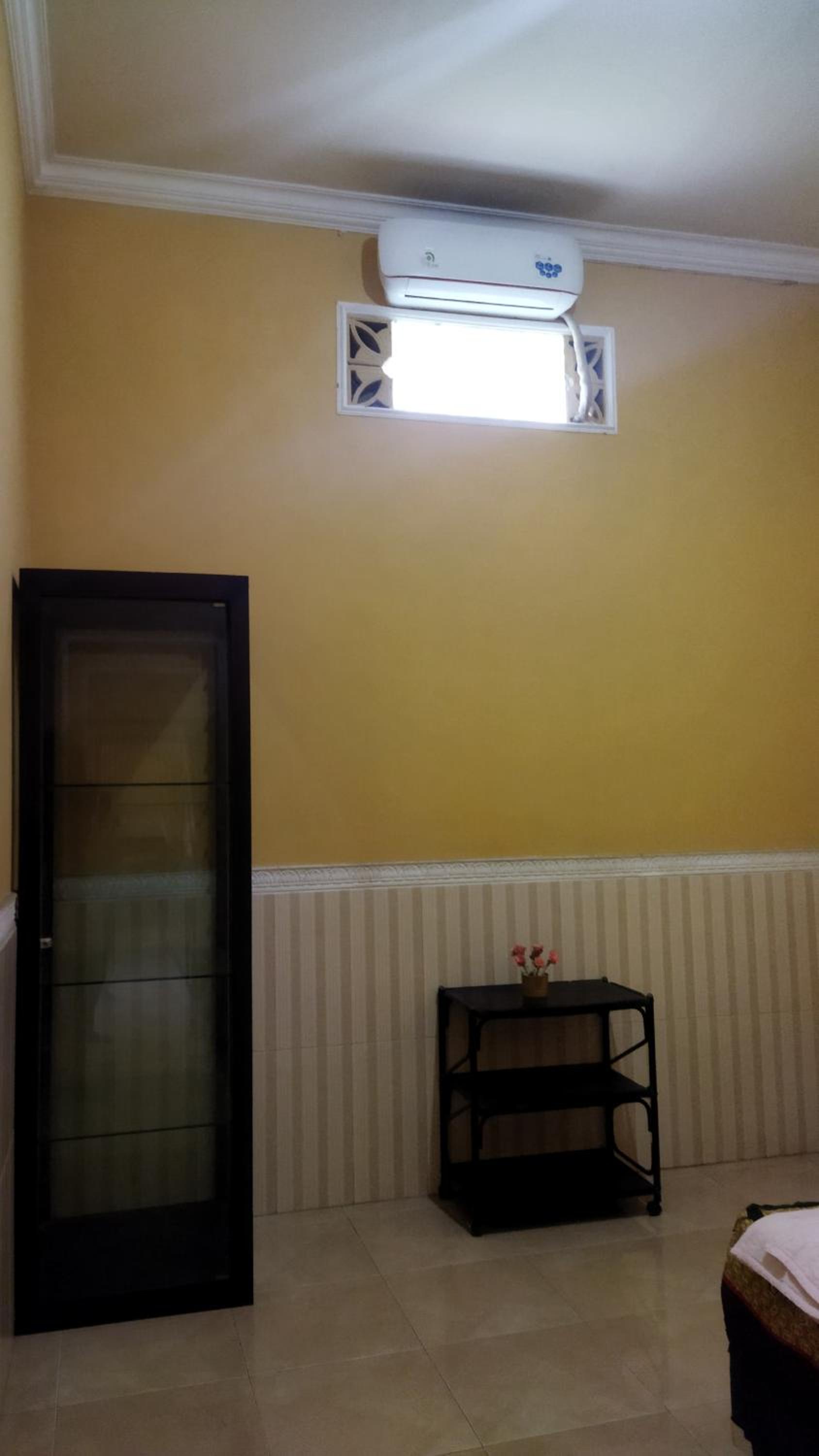 Queen Room - Photo 6