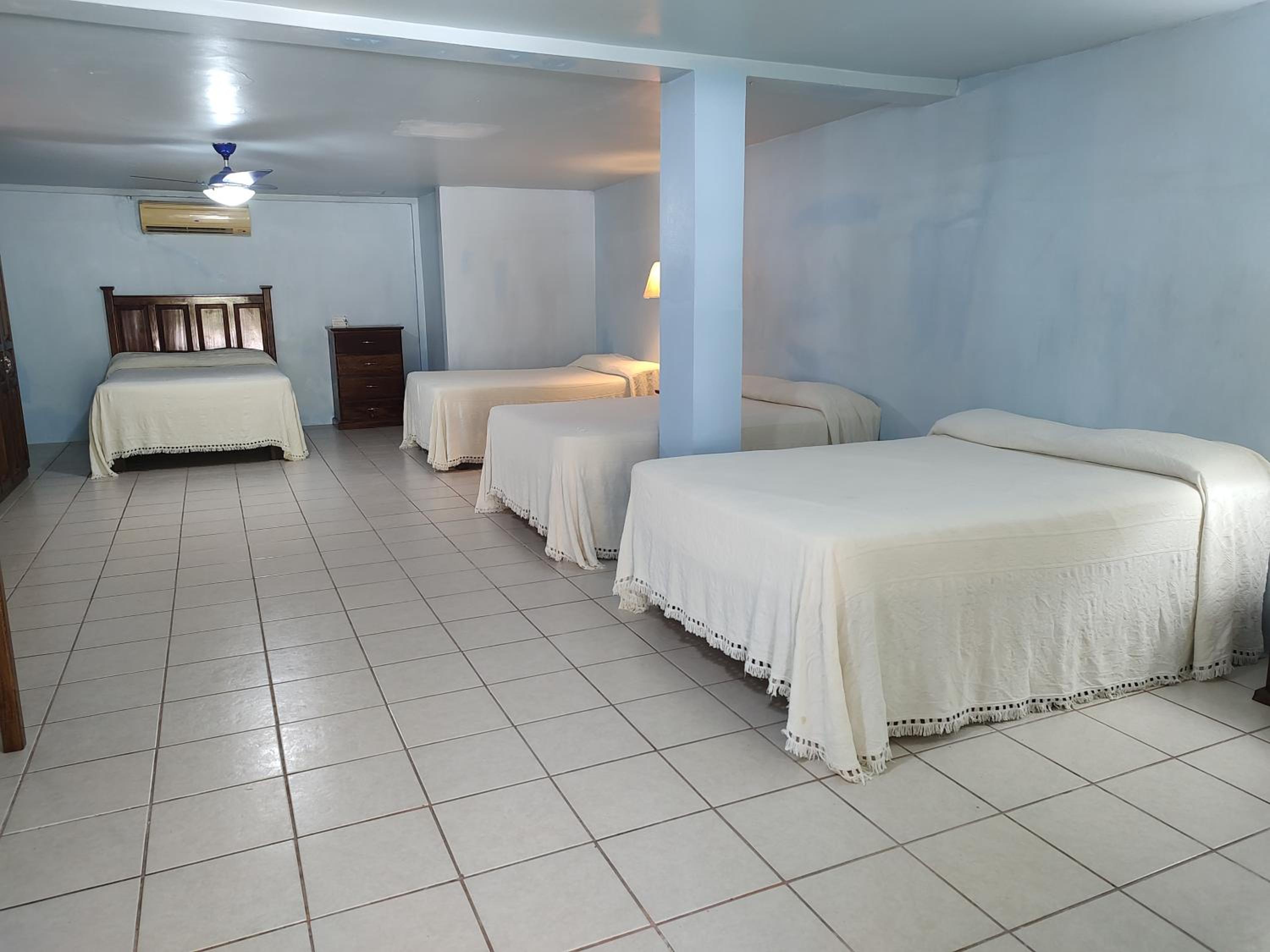 Quadruple Room with Garden View photo 1