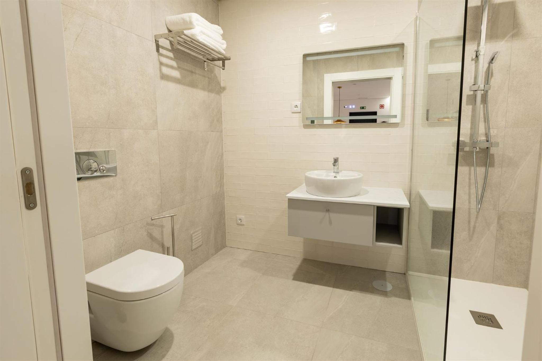 One-Bedroom Apartment - Photo 7