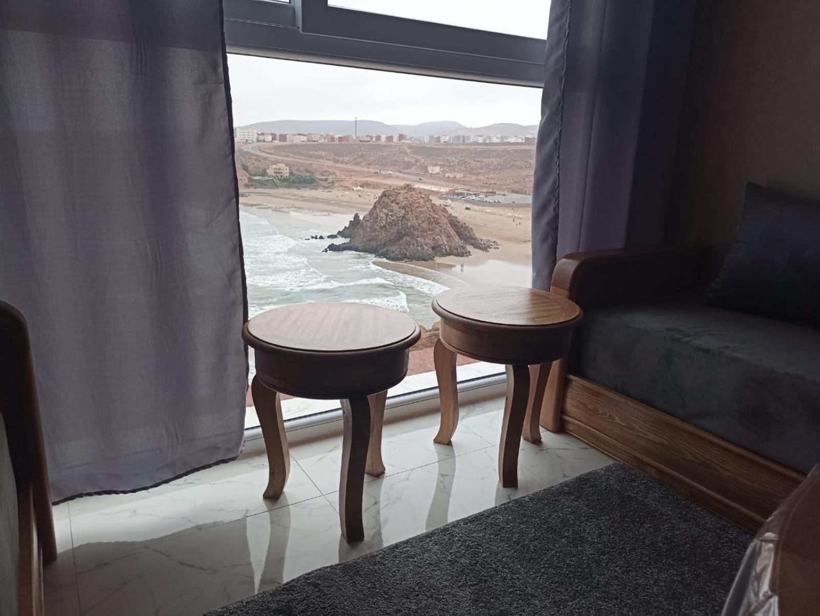 Apartment with Sea View - Photo 2