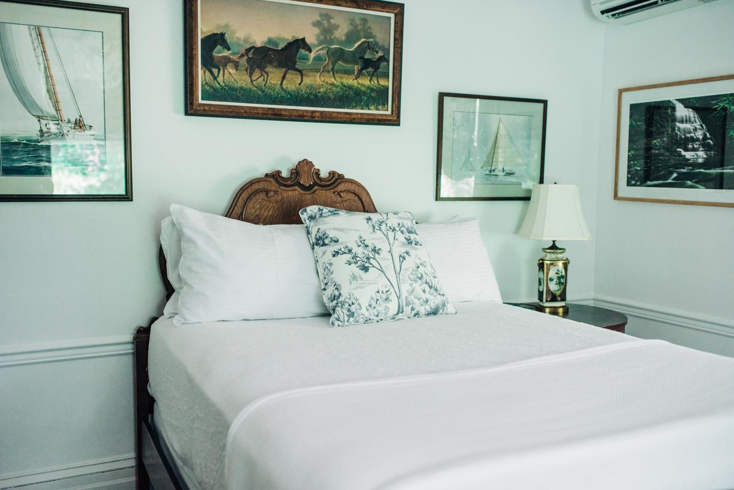 Deluxe Junior Suite - Photo 4