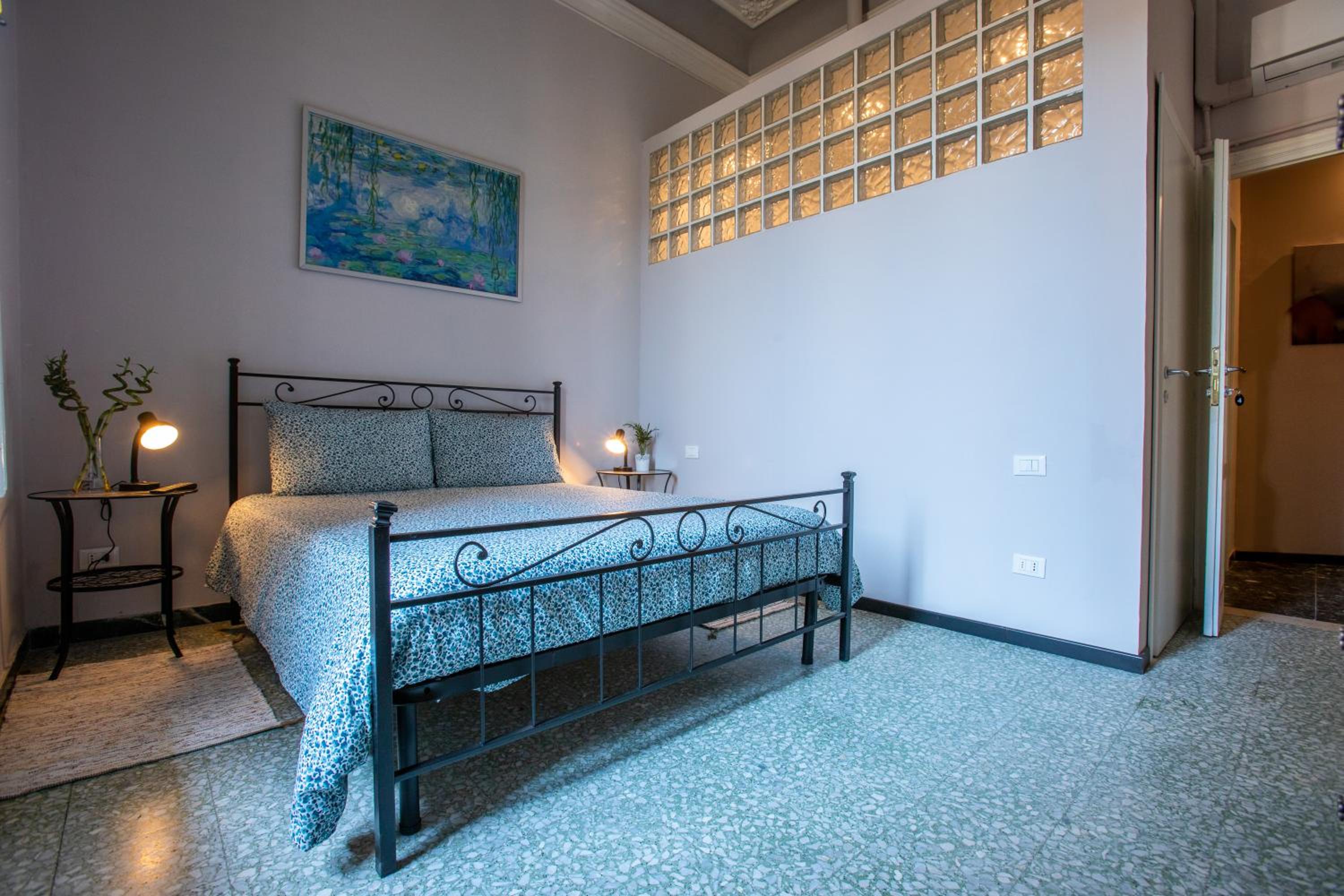 Single Room With Private Bathroom