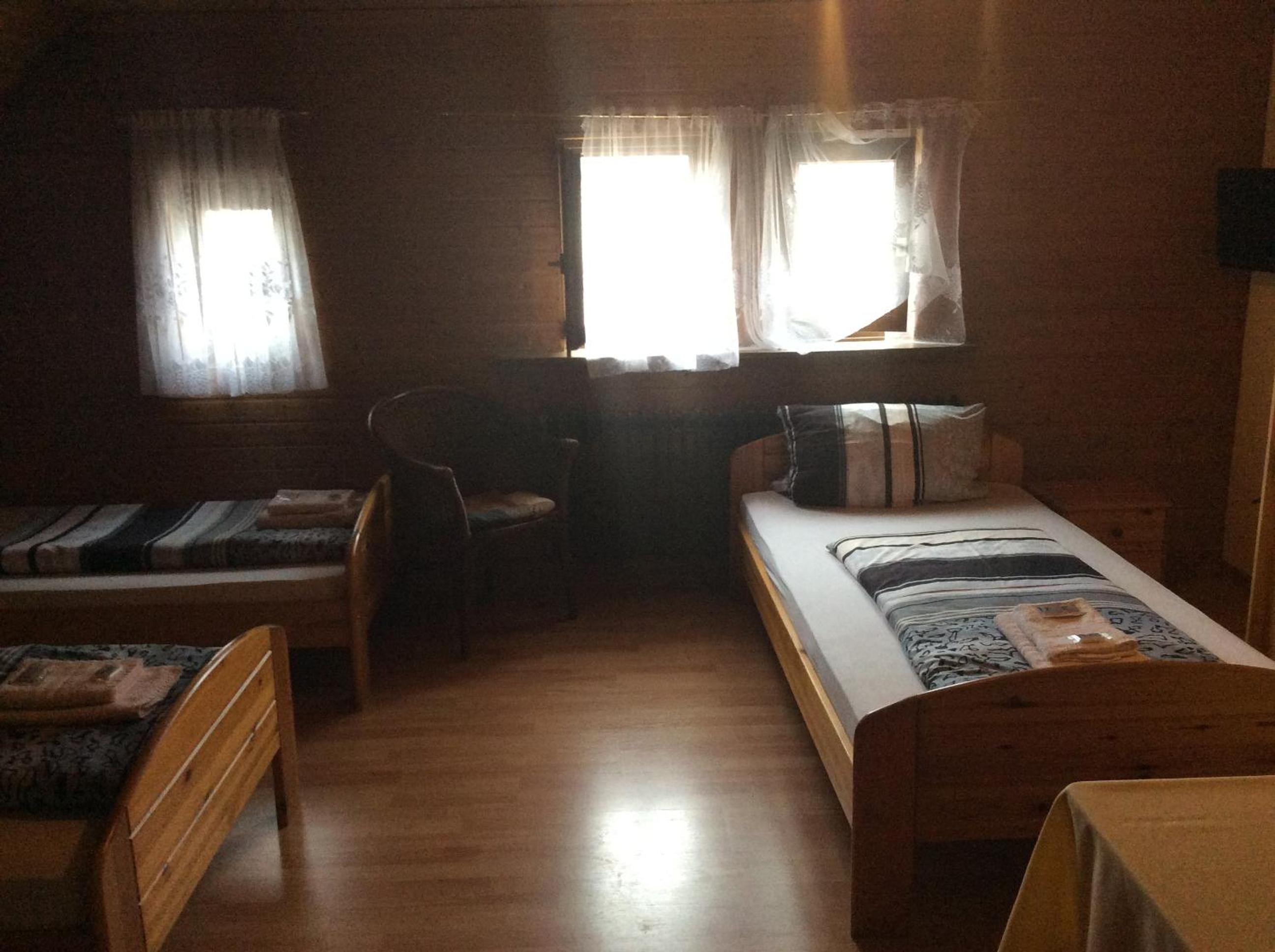 Quadruple Room - Photo 2