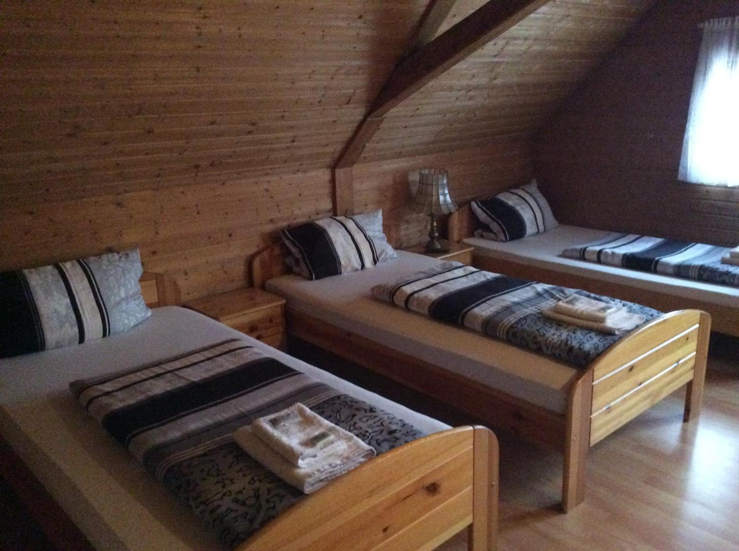 Quadruple Room - Photo 4