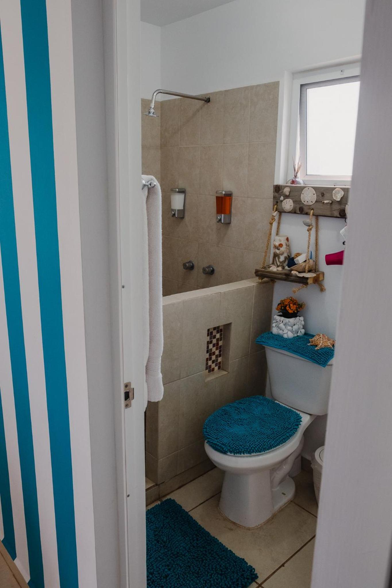 Two-Bedroom Apartment - Photo 34