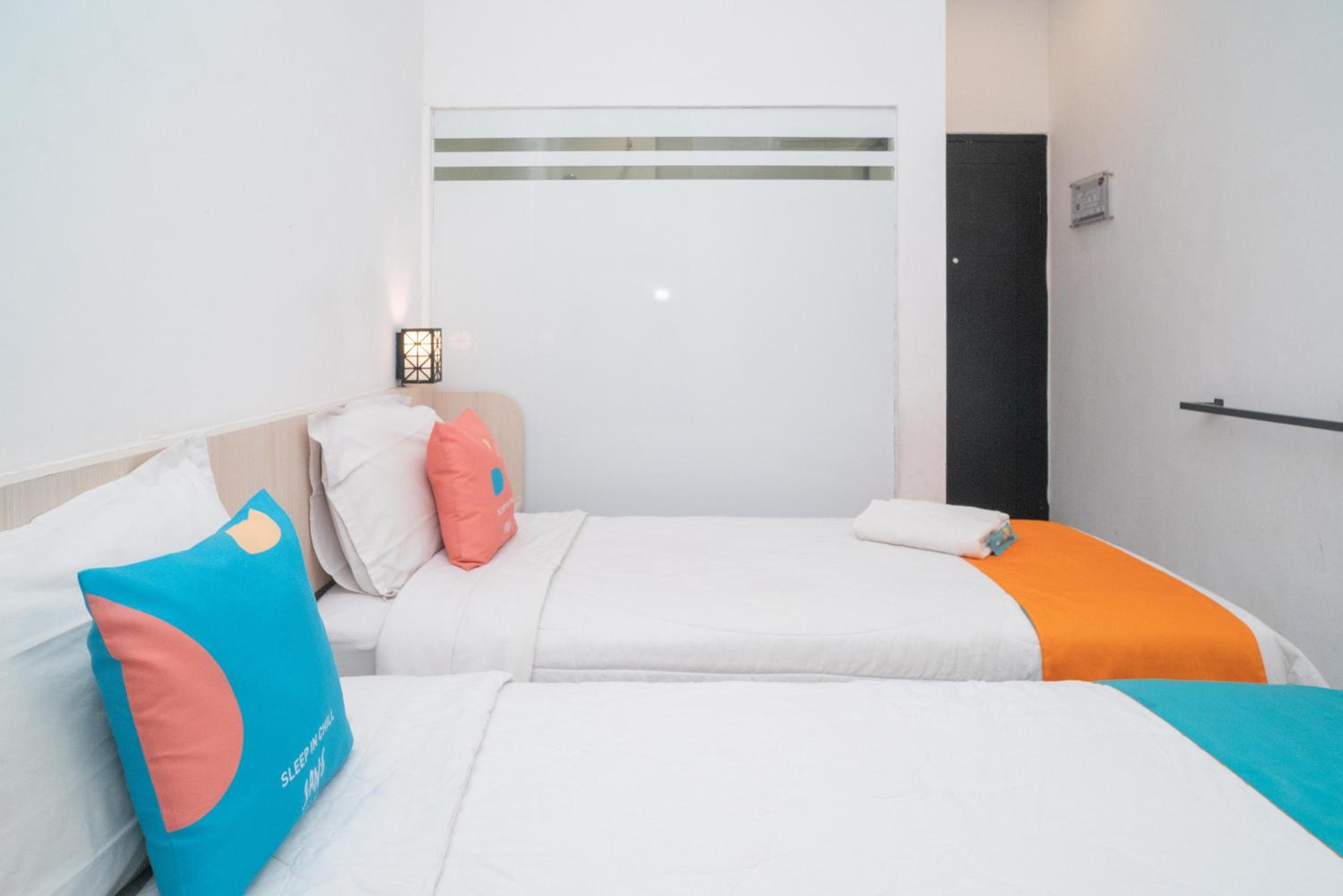 Superior Twin Room - Photo 13