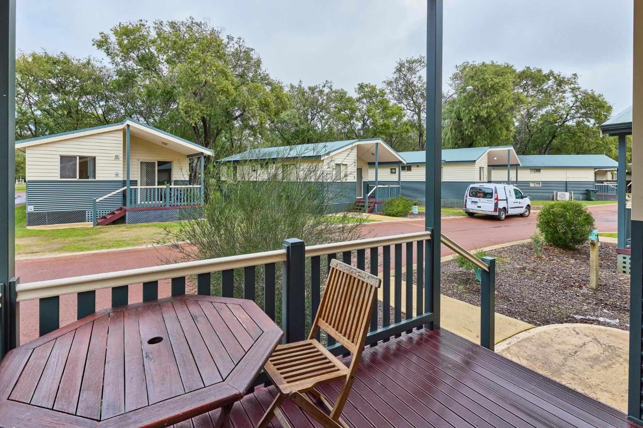 Two Bedroom Cabin (Sleeps 4) photo 2