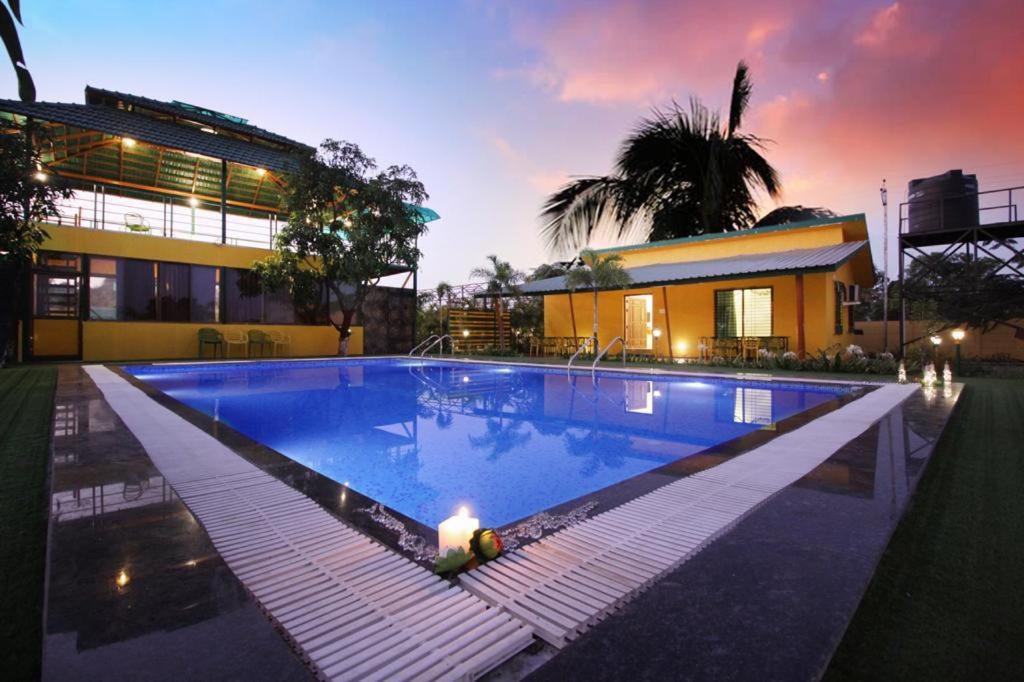 Three-Bedroom Villa photo 2
