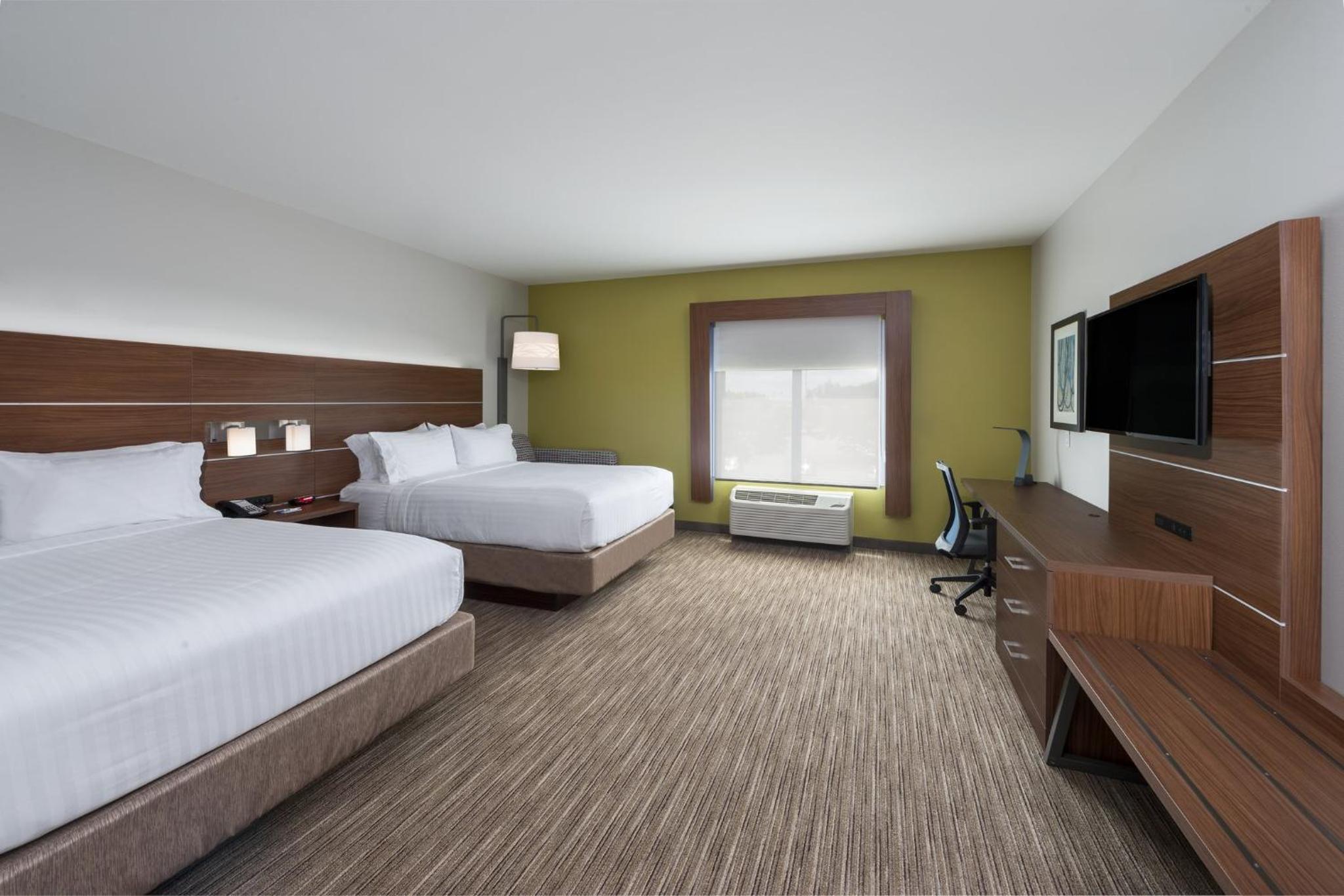 Double Room with Two Double Beds - Hearing Accessible/Non-Smoking