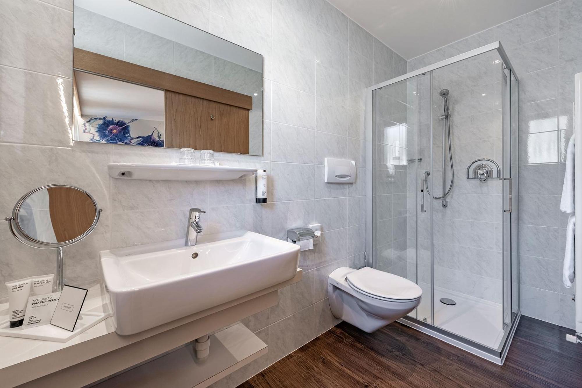 Single Room with Balcony photo 3