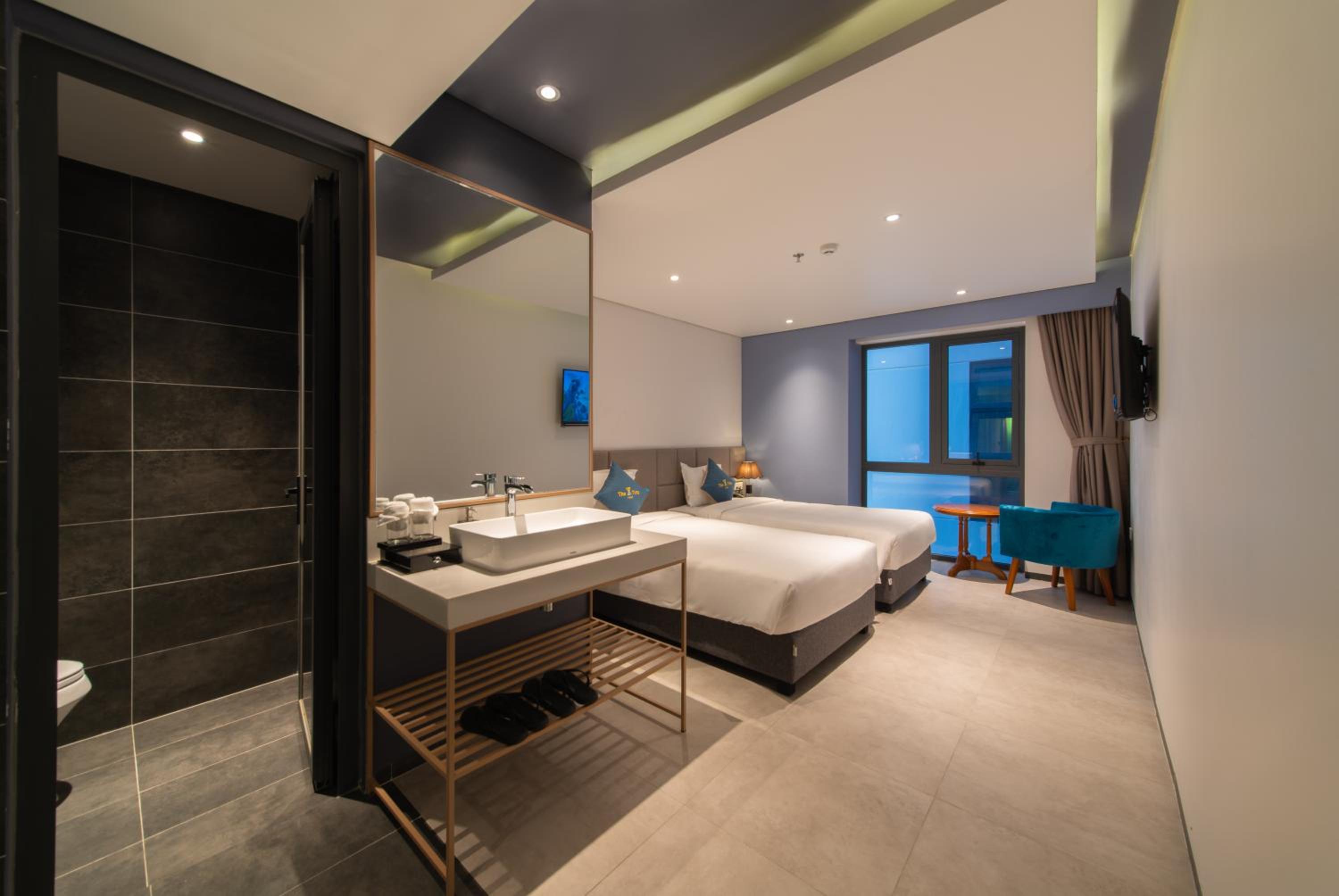 Deluxe Double or Twin Room - Photo 2