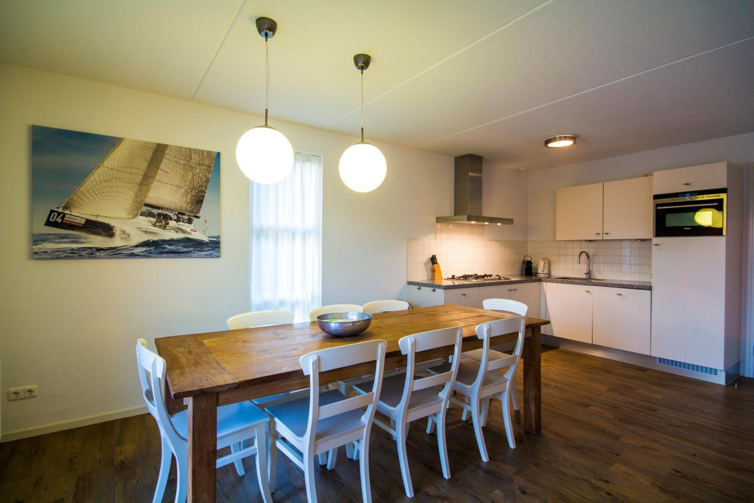 Villa photo 2