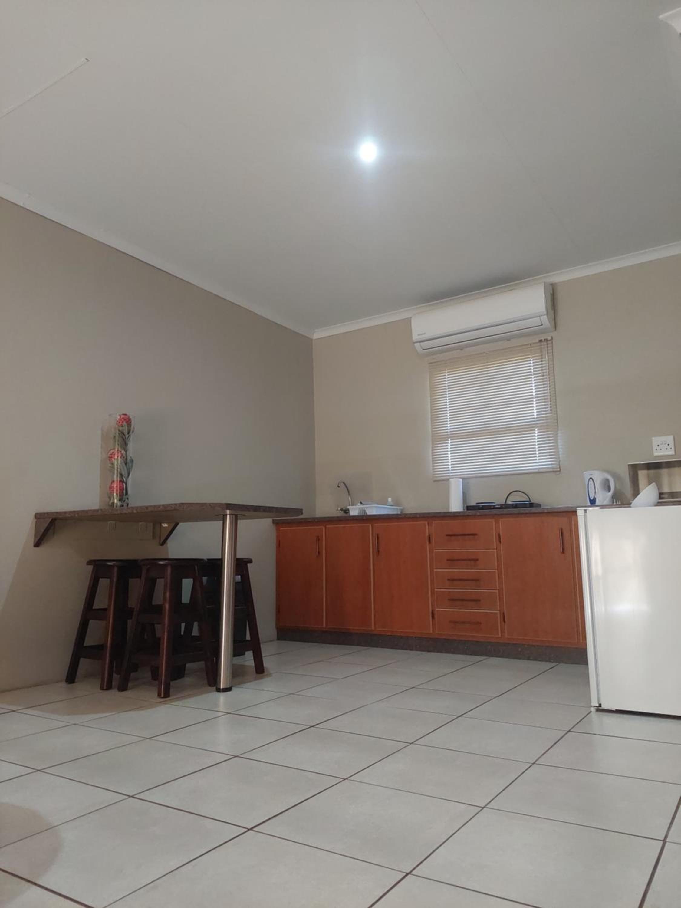 Double or Twin Room - Photo 3
