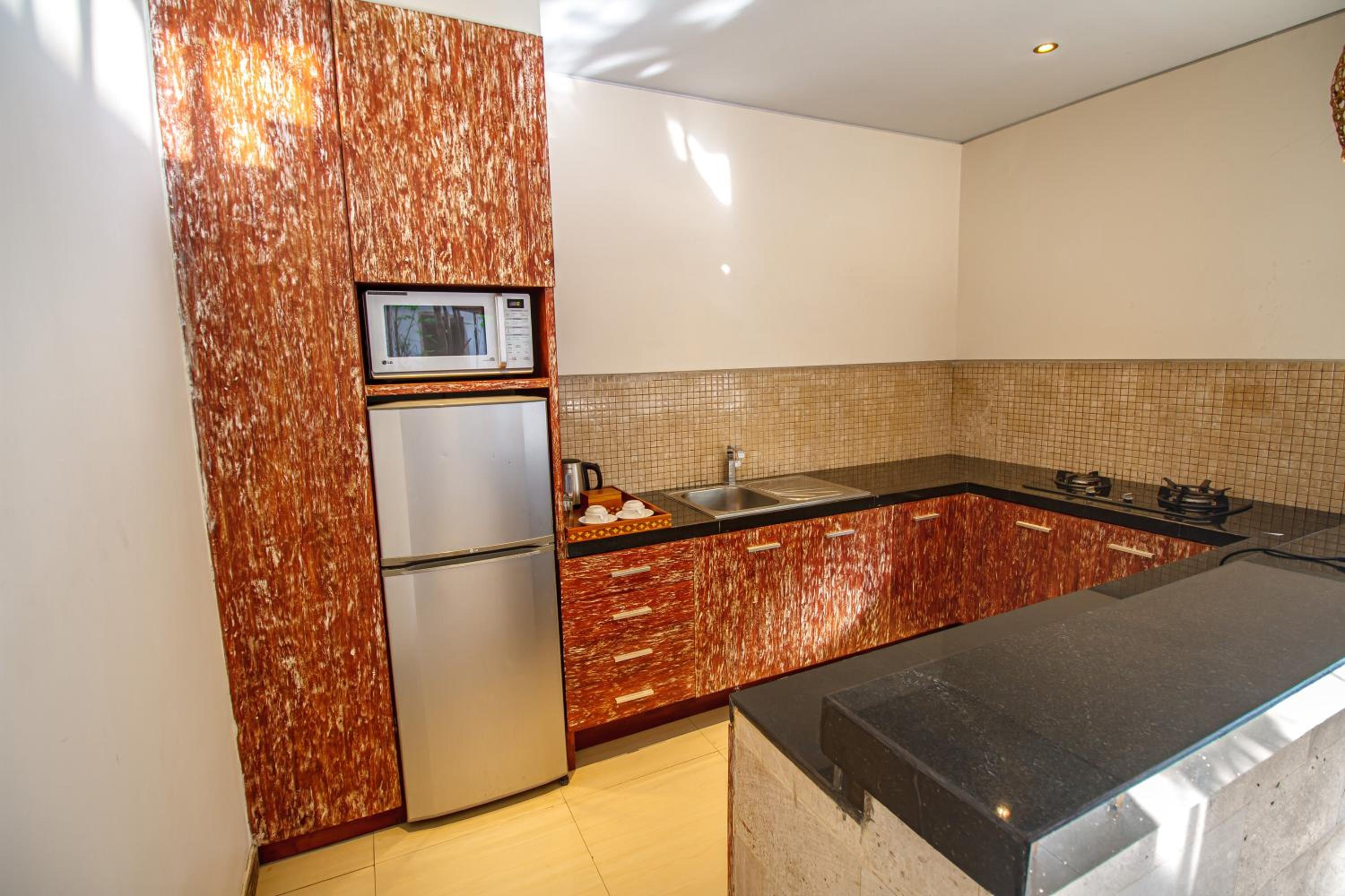 One-Bedroom Villa with Private Pool - Photo 22