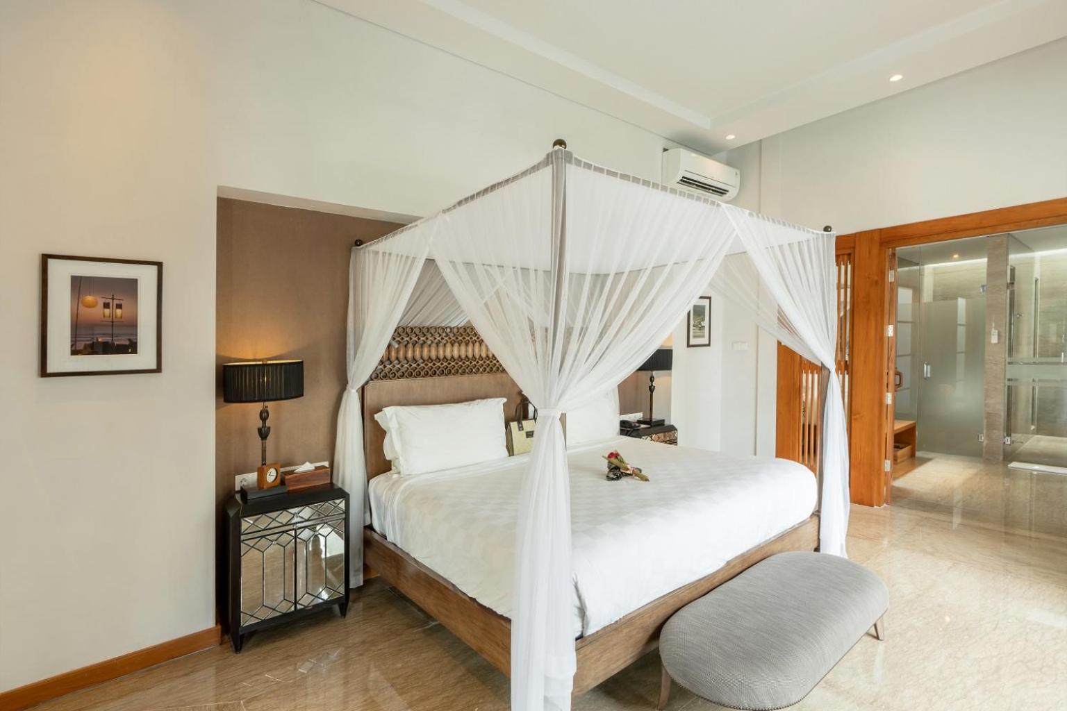 One Bedroom Royal Pavilion - Photo 2
