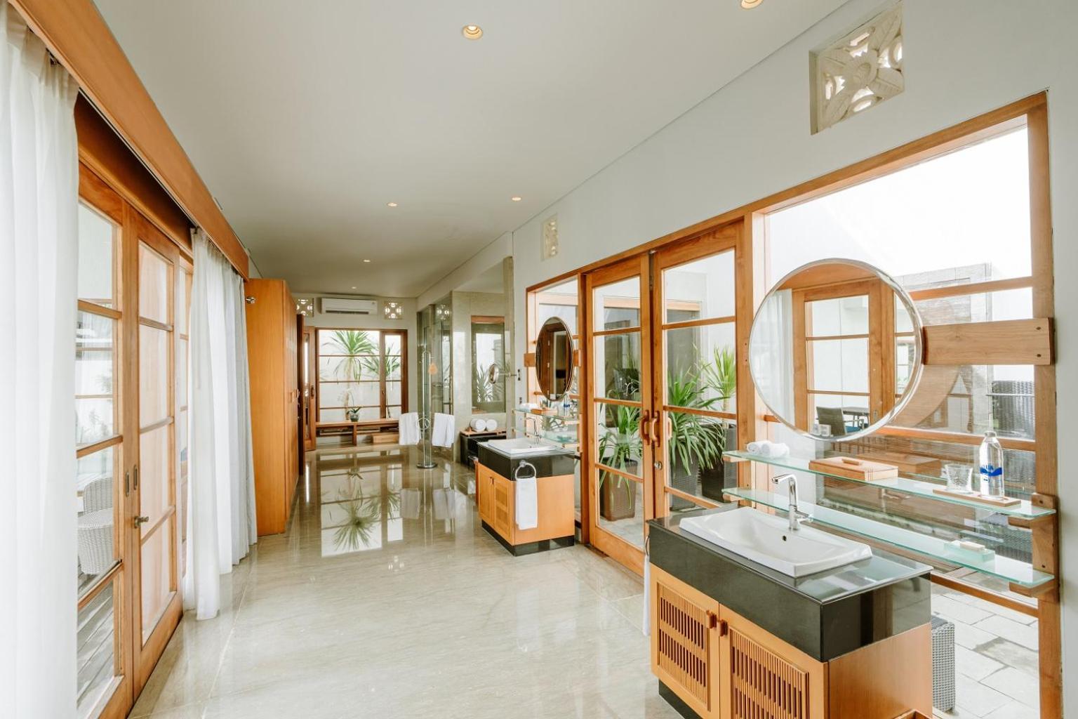 One Bedroom Royal Pavilion - Photo 4
