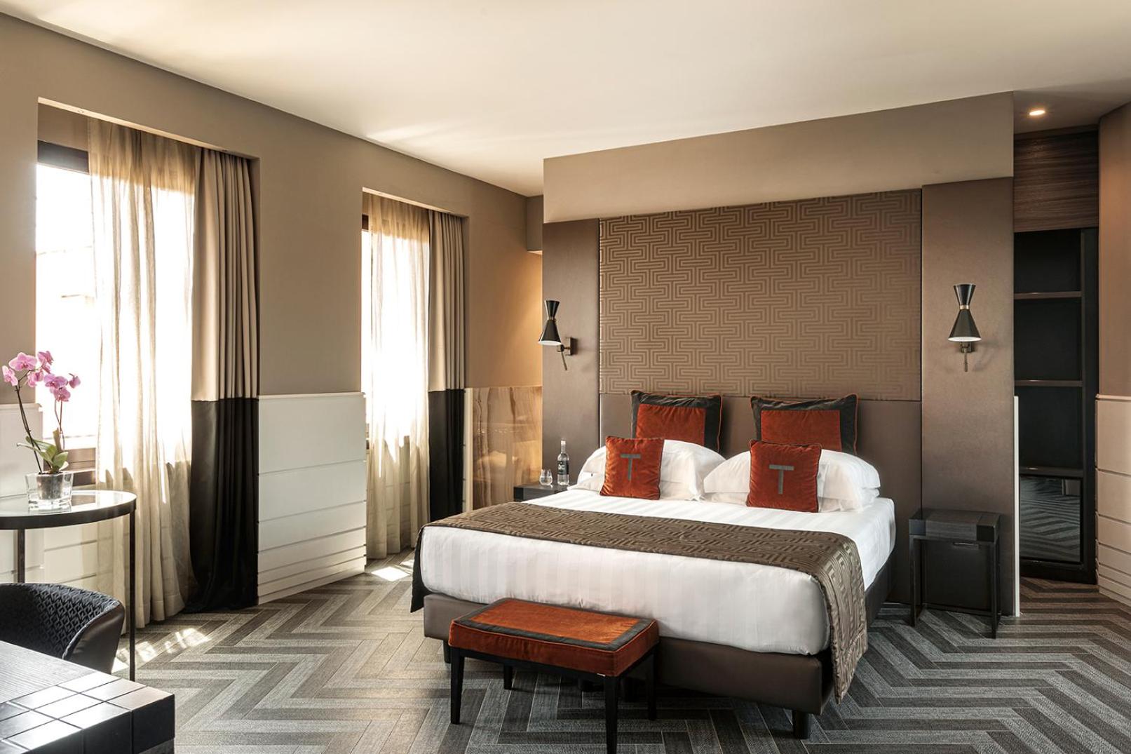 Deluxe King Room photo 3