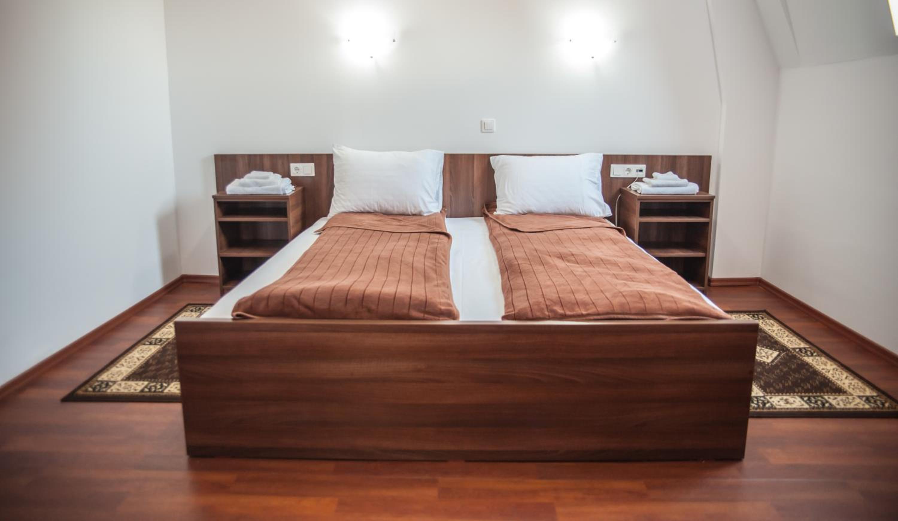 Double Room - Photo 1